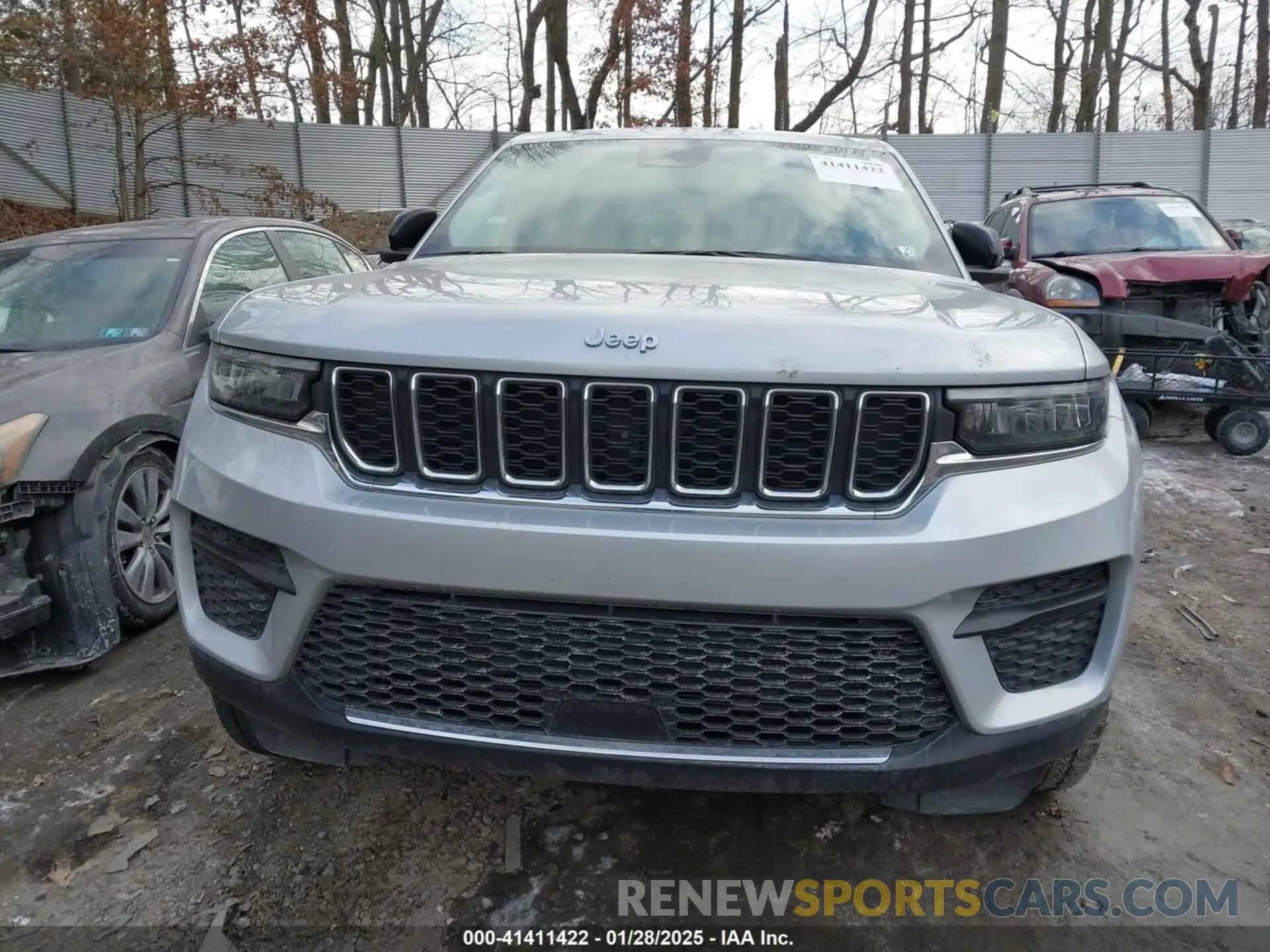 21 Photograph of a damaged car 1C4RJHAG9P8909798 JEEP GRAND CHEROKEE 2023