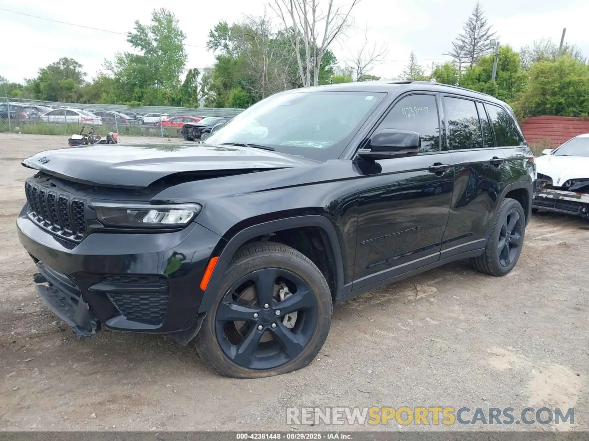 2 Photograph of a damaged car 1C4RJHAG9PC543905 JEEP GRAND CHEROKEE 2023