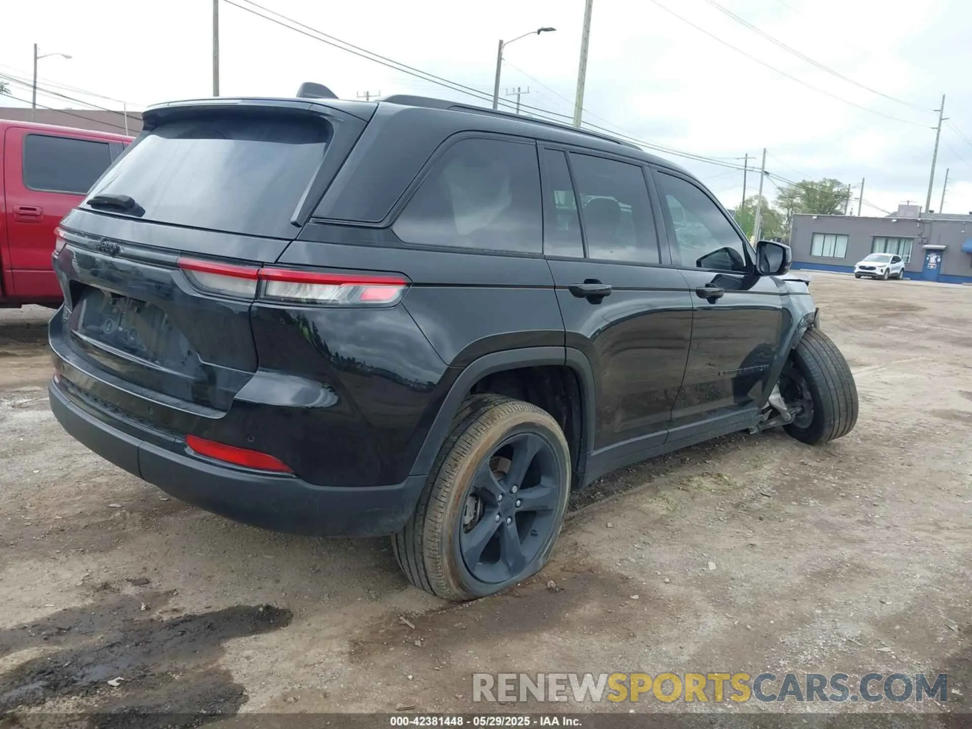 4 Photograph of a damaged car 1C4RJHAG9PC543905 JEEP GRAND CHEROKEE 2023