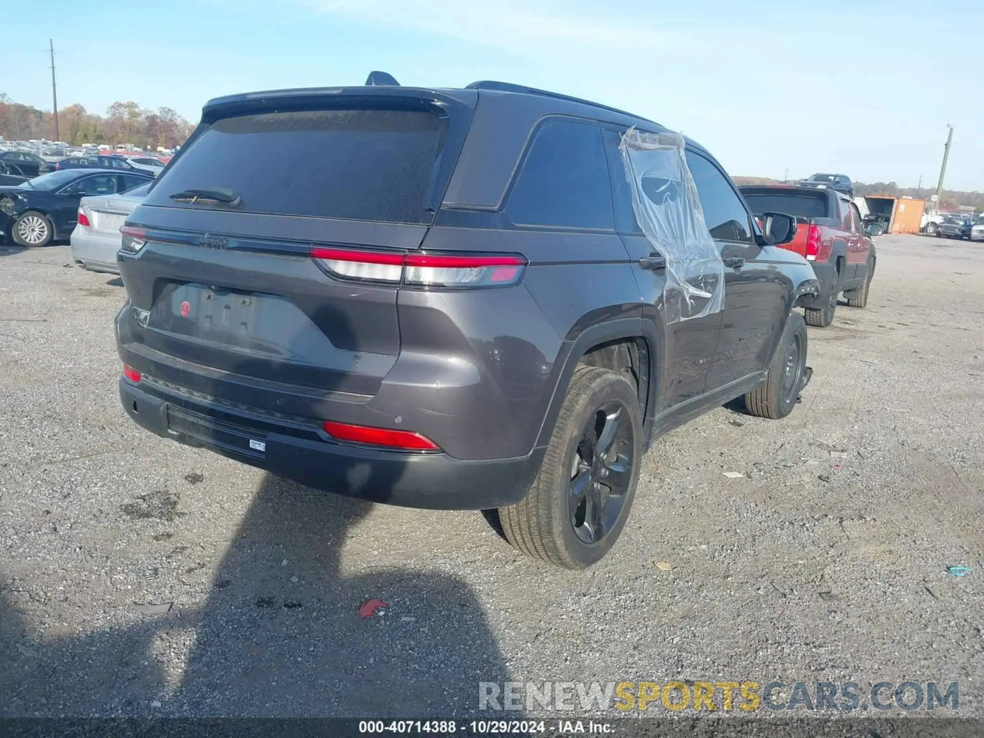 4 Photograph of a damaged car 1C4RJHAG9PC548330 JEEP GRAND CHEROKEE 2023