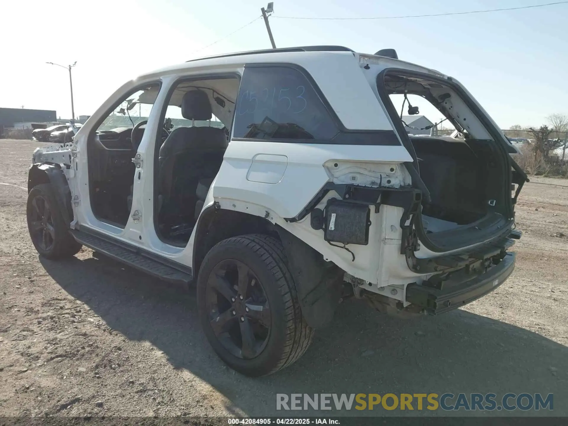 3 Photograph of a damaged car 1C4RJHBG2PC521534 JEEP GRAND CHEROKEE 2023