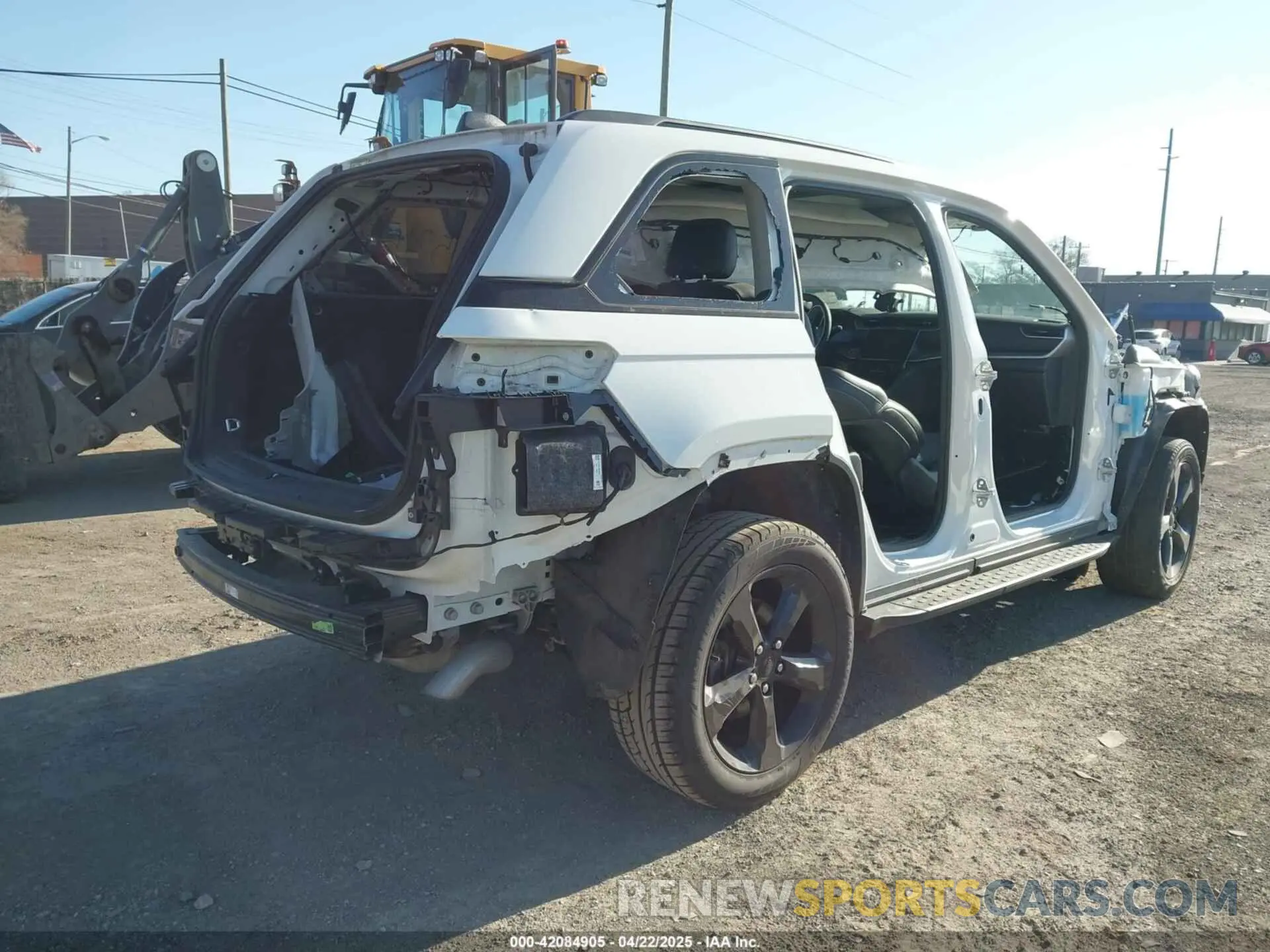 4 Photograph of a damaged car 1C4RJHBG2PC521534 JEEP GRAND CHEROKEE 2023