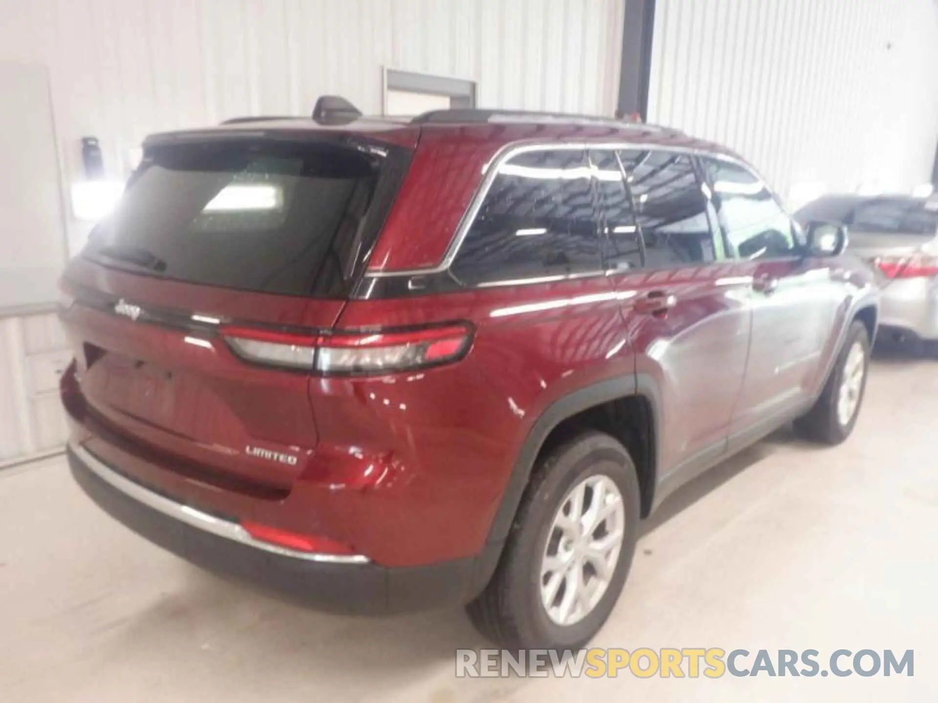 2 Photograph of a damaged car 1C4RJHBG2PC666587 JEEP GRAND CHEROKEE 2023