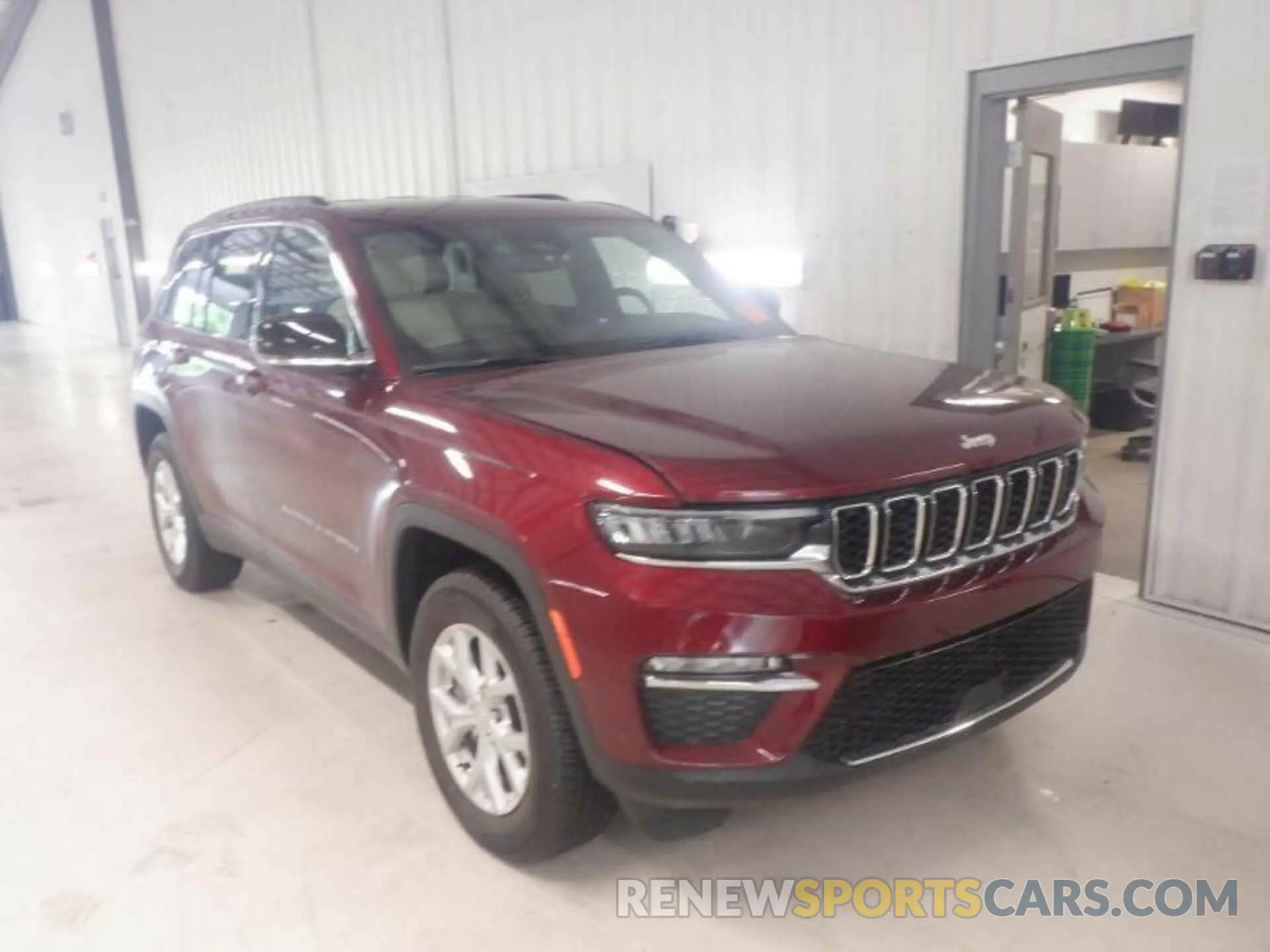 4 Photograph of a damaged car 1C4RJHBG2PC666587 JEEP GRAND CHEROKEE 2023