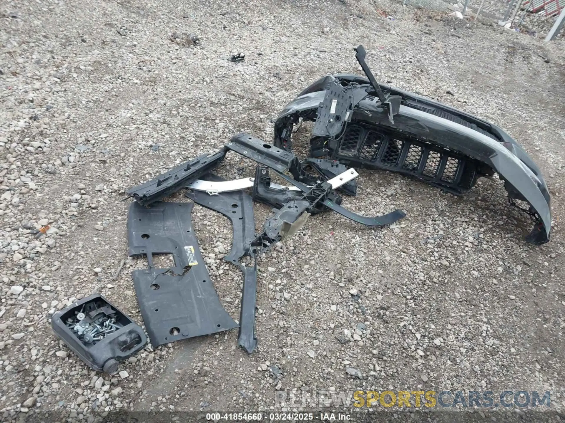 12 Photograph of a damaged car 1C4RJHBG3P8844297 JEEP GRAND CHEROKEE 2023