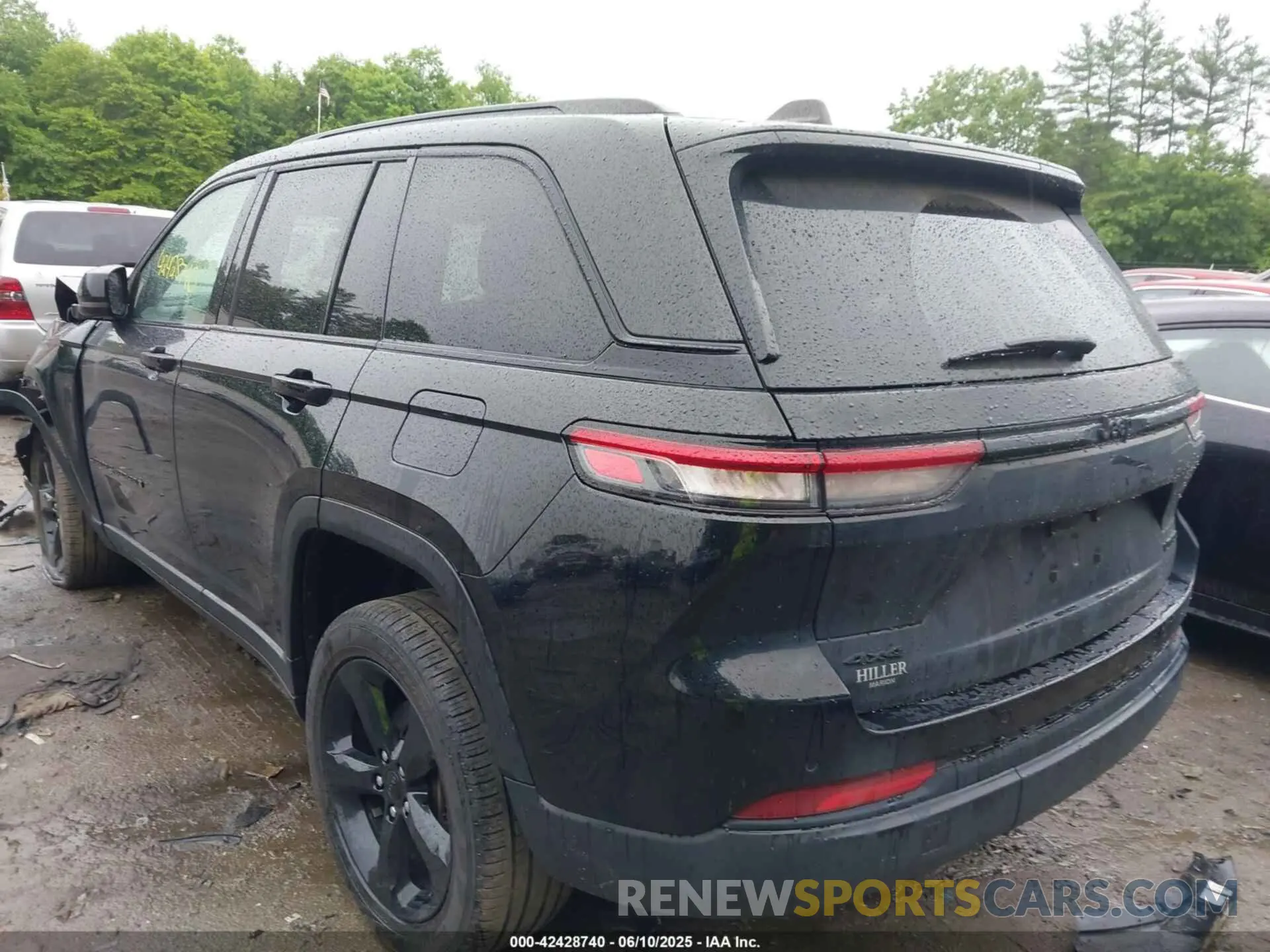 3 Photograph of a damaged car 1C4RJHBG4PC514407 JEEP GRAND CHEROKEE 2023