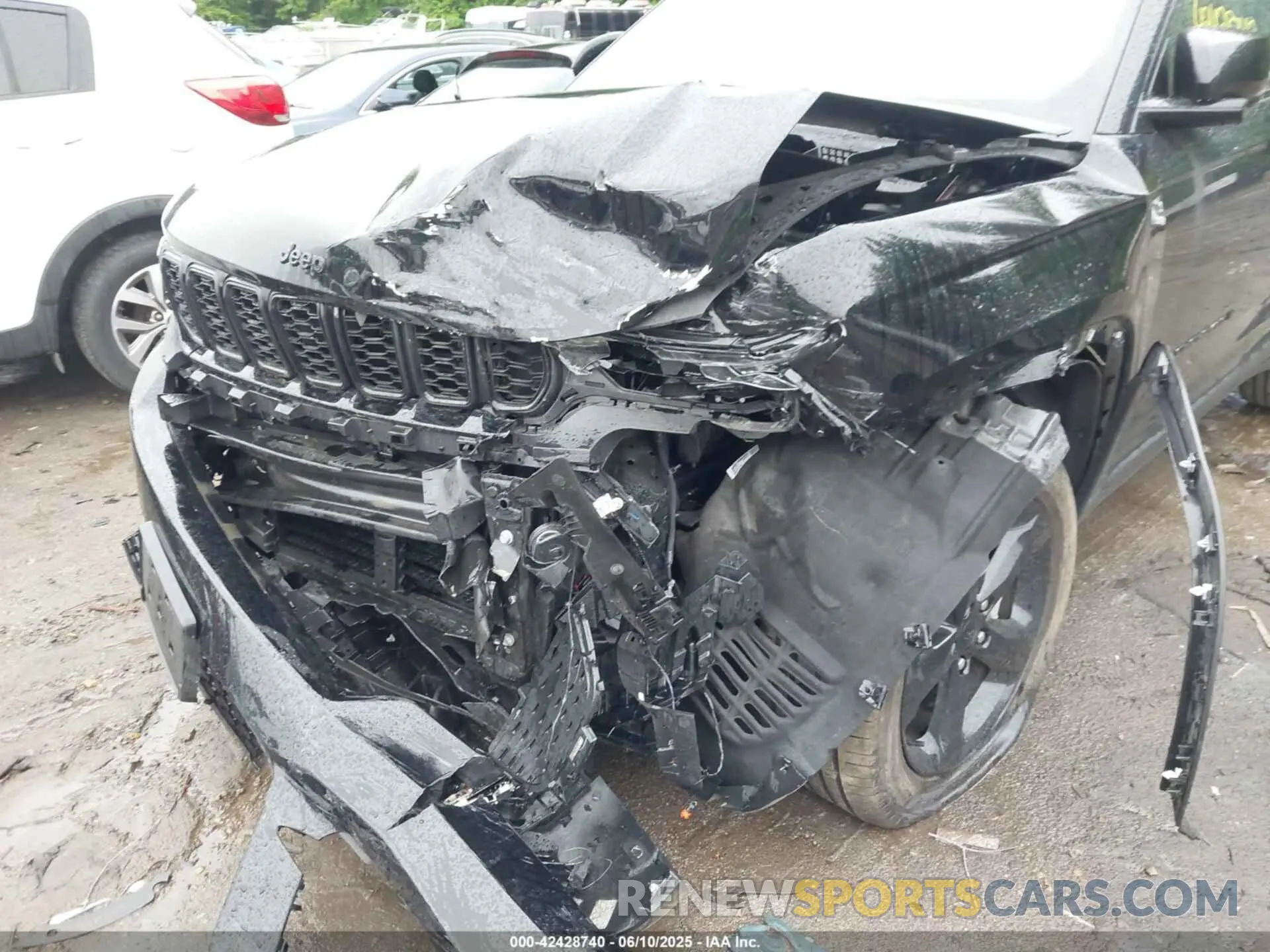 6 Photograph of a damaged car 1C4RJHBG4PC514407 JEEP GRAND CHEROKEE 2023