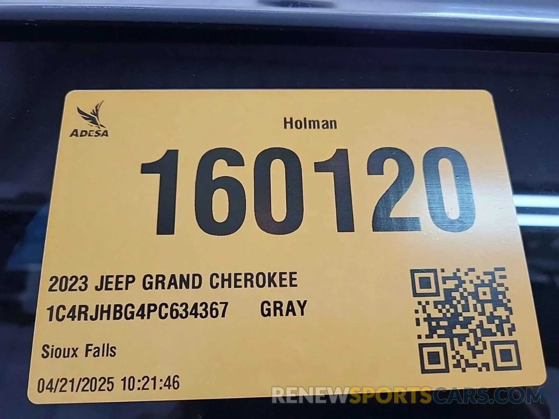 8 Photograph of a damaged car 1C4RJHBG4PC634367 JEEP GRAND CHEROKEE 2023