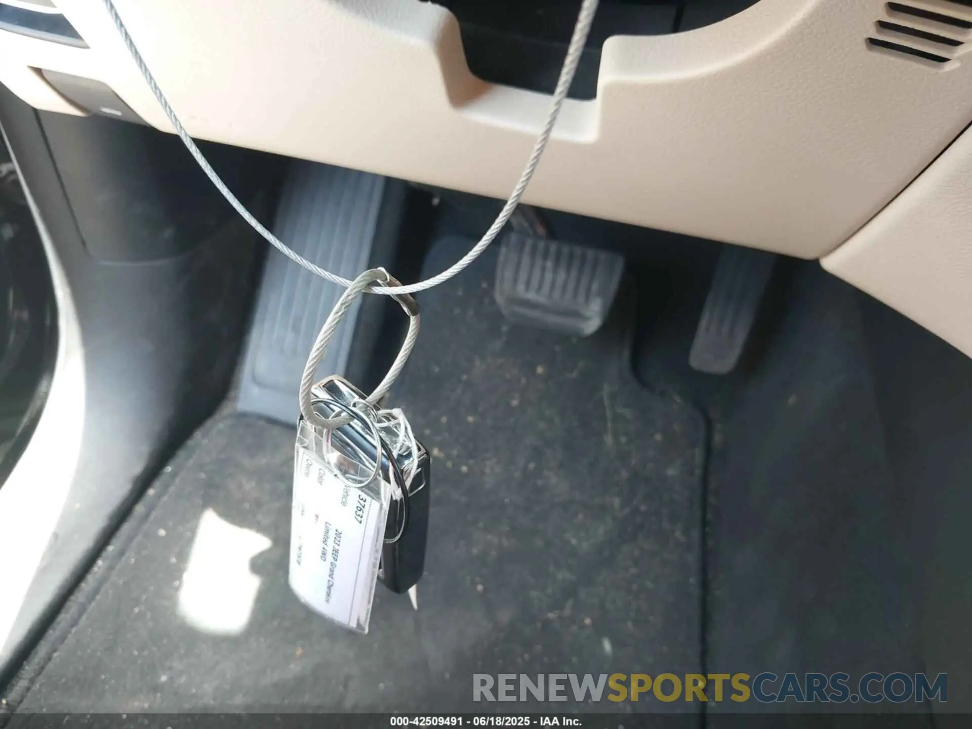 11 Photograph of a damaged car 1C4RJHBG6PC641014 JEEP GRAND CHEROKEE 2023