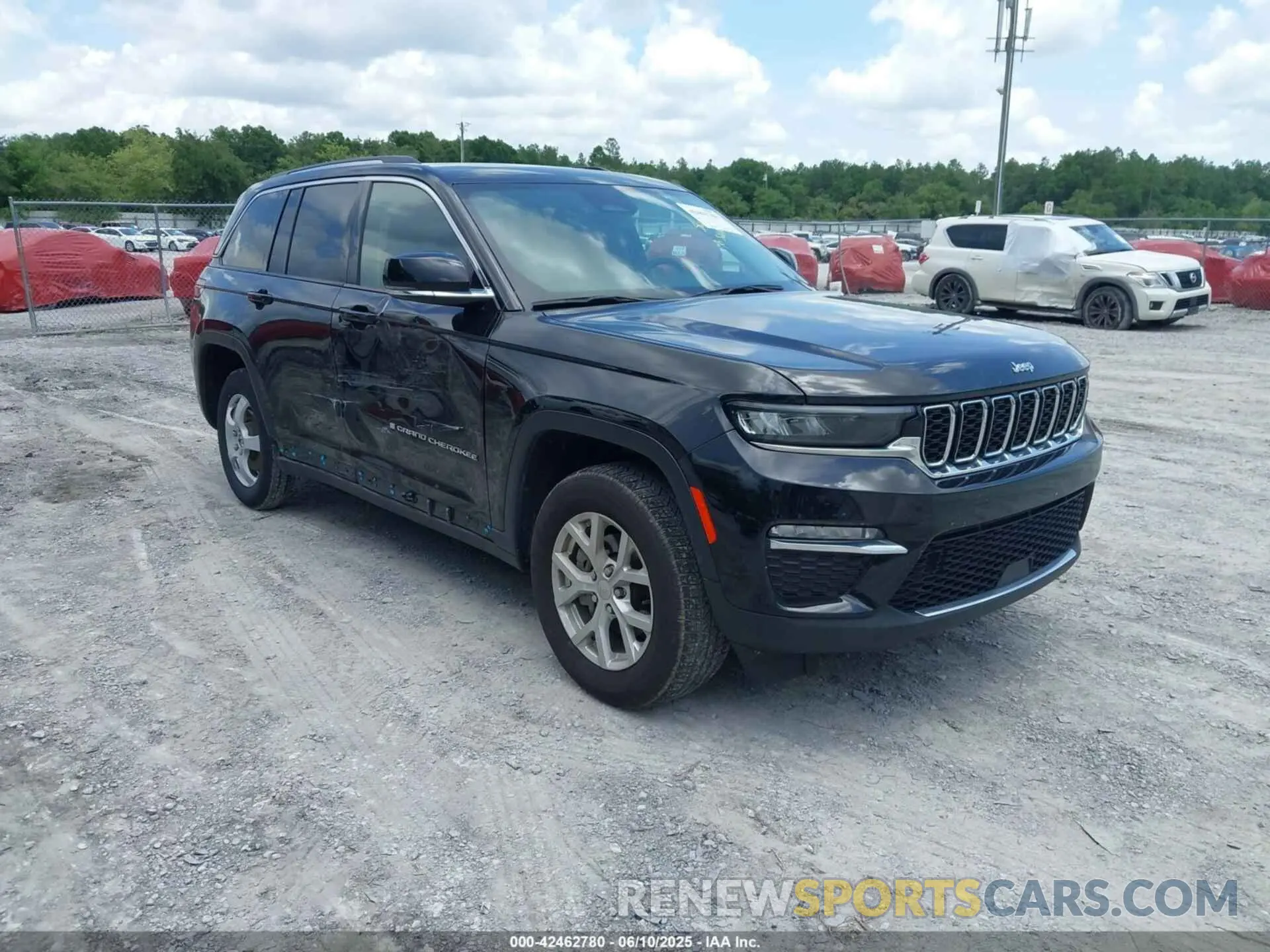 1 Photograph of a damaged car 1C4RJHBG8PC525457 JEEP GRAND CHEROKEE 2023