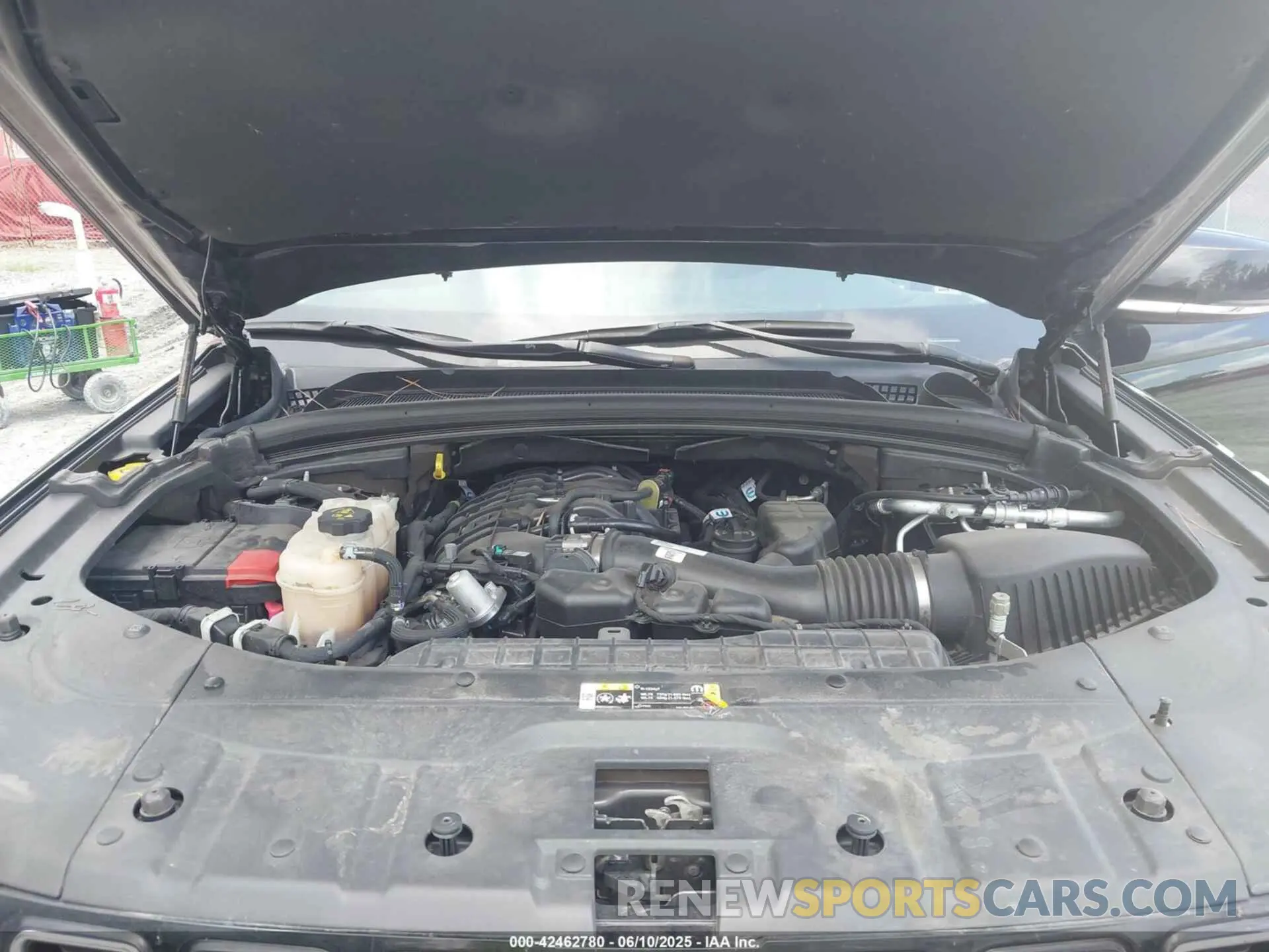 10 Photograph of a damaged car 1C4RJHBG8PC525457 JEEP GRAND CHEROKEE 2023