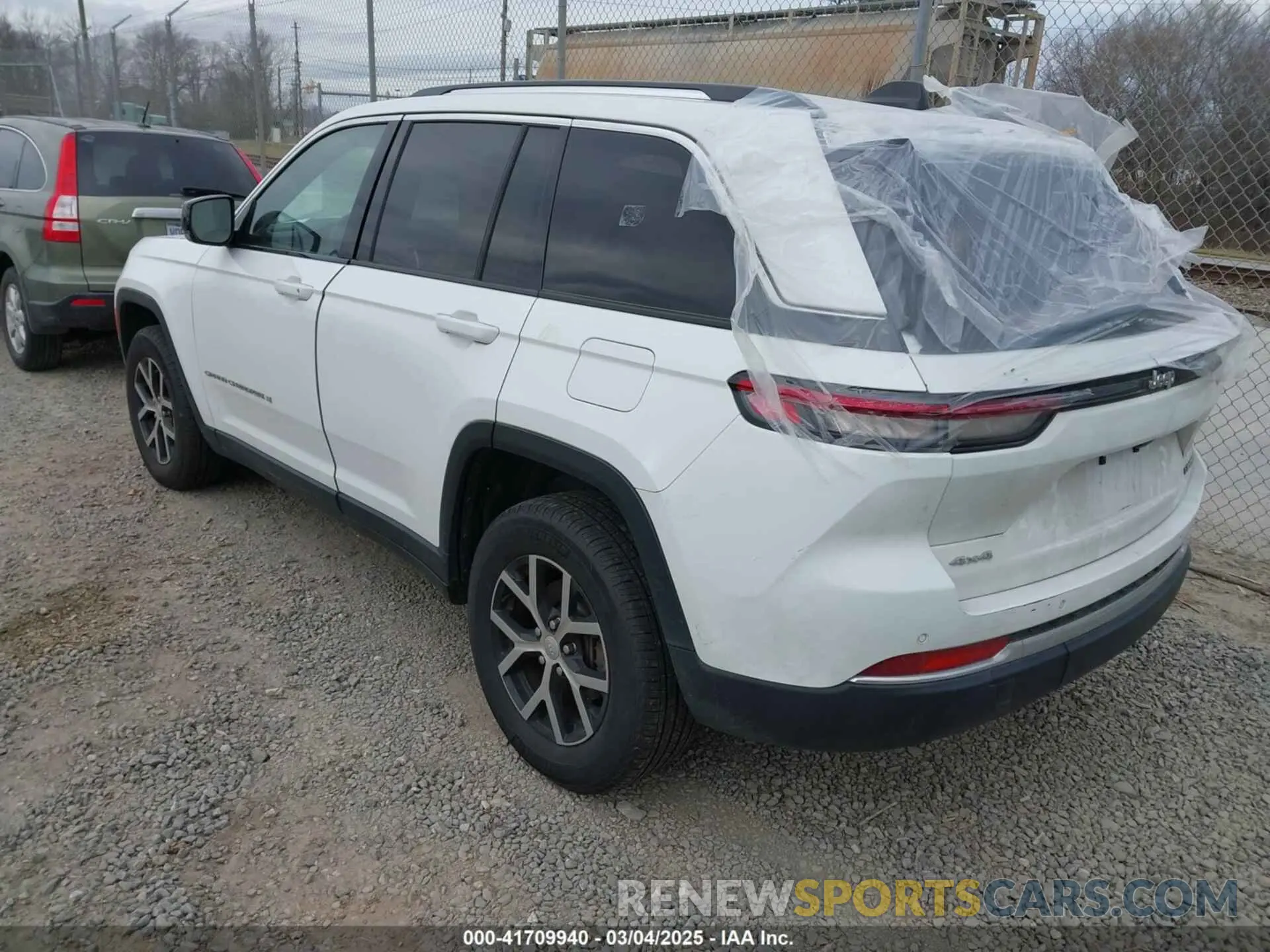 3 Photograph of a damaged car 1C4RJHBGXPC580878 JEEP GRAND CHEROKEE 2023