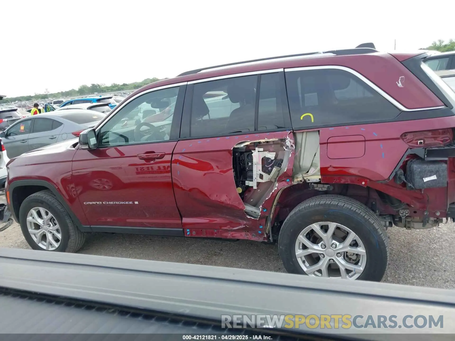 14 Photograph of a damaged car 1C4RJHBGXPC614527 JEEP GRAND CHEROKEE 2023