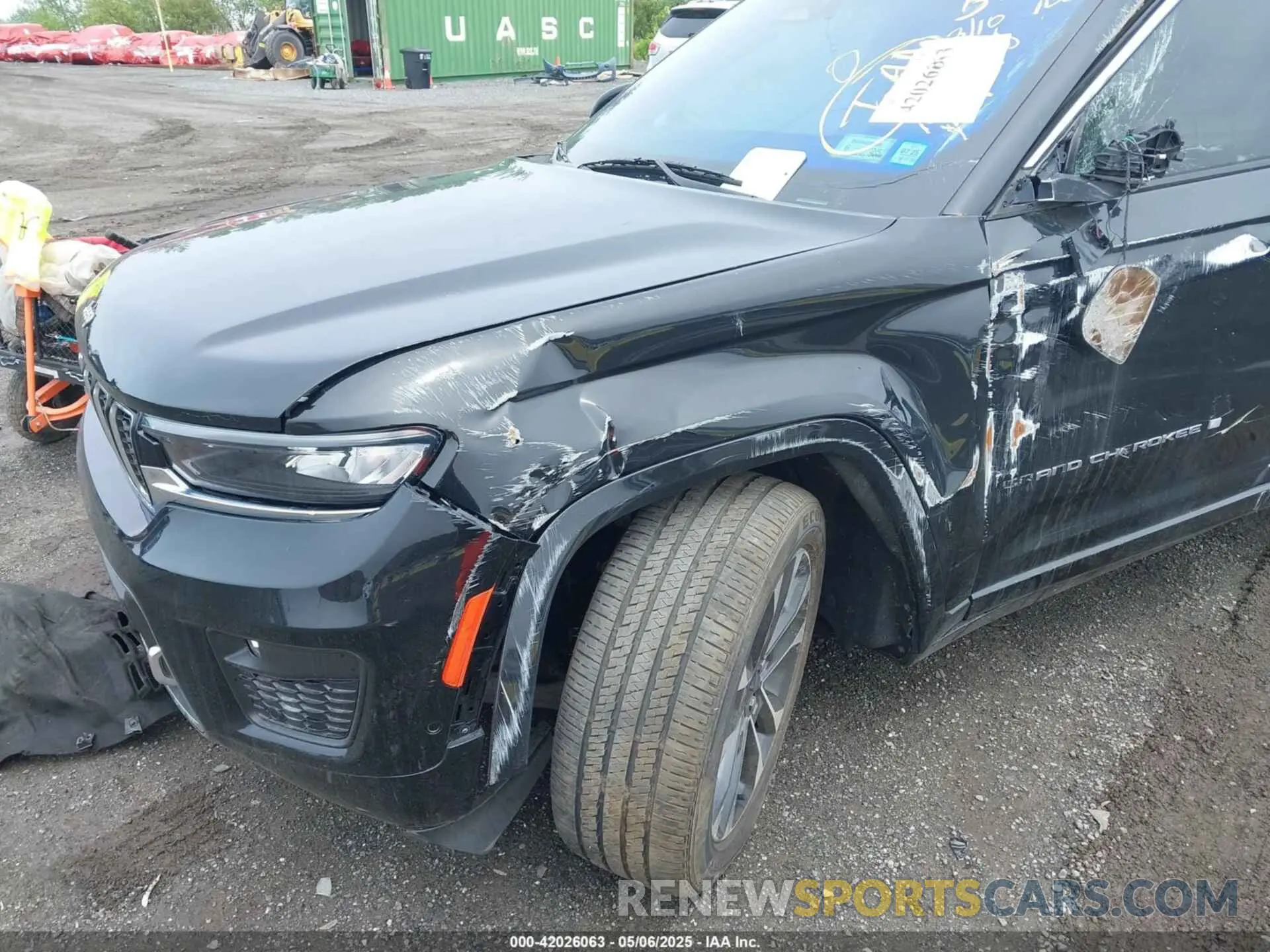 16 Photograph of a damaged car 1C4RJHDG2PC516797 JEEP GRAND CHEROKEE 2023