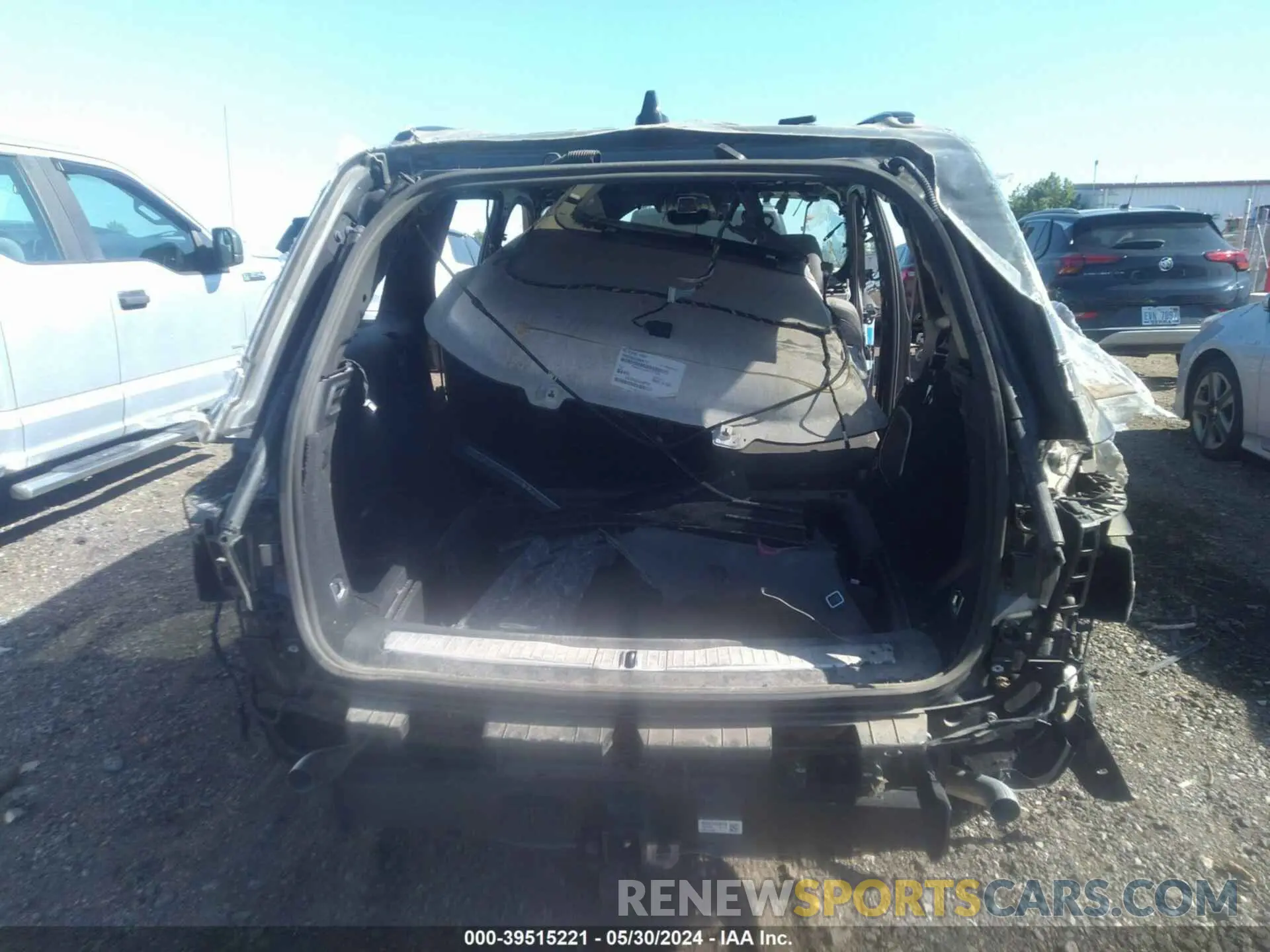 15 Photograph of a damaged car 1C4RJHDG4PC548084 JEEP GRAND CHEROKEE 2023