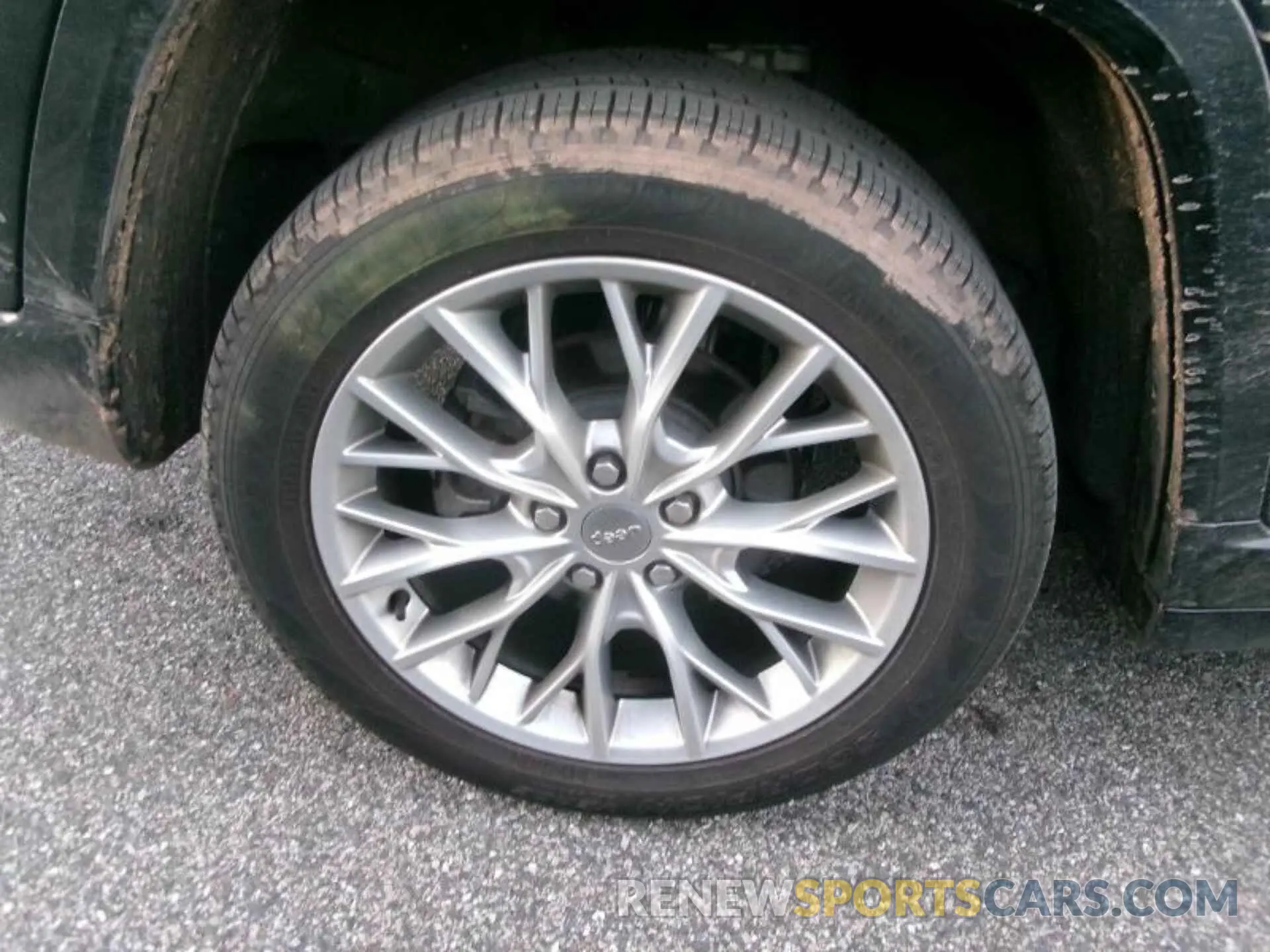 3 Photograph of a damaged car 1C4RJHEG0PC575300 JEEP GRAND CHEROKEE 2023