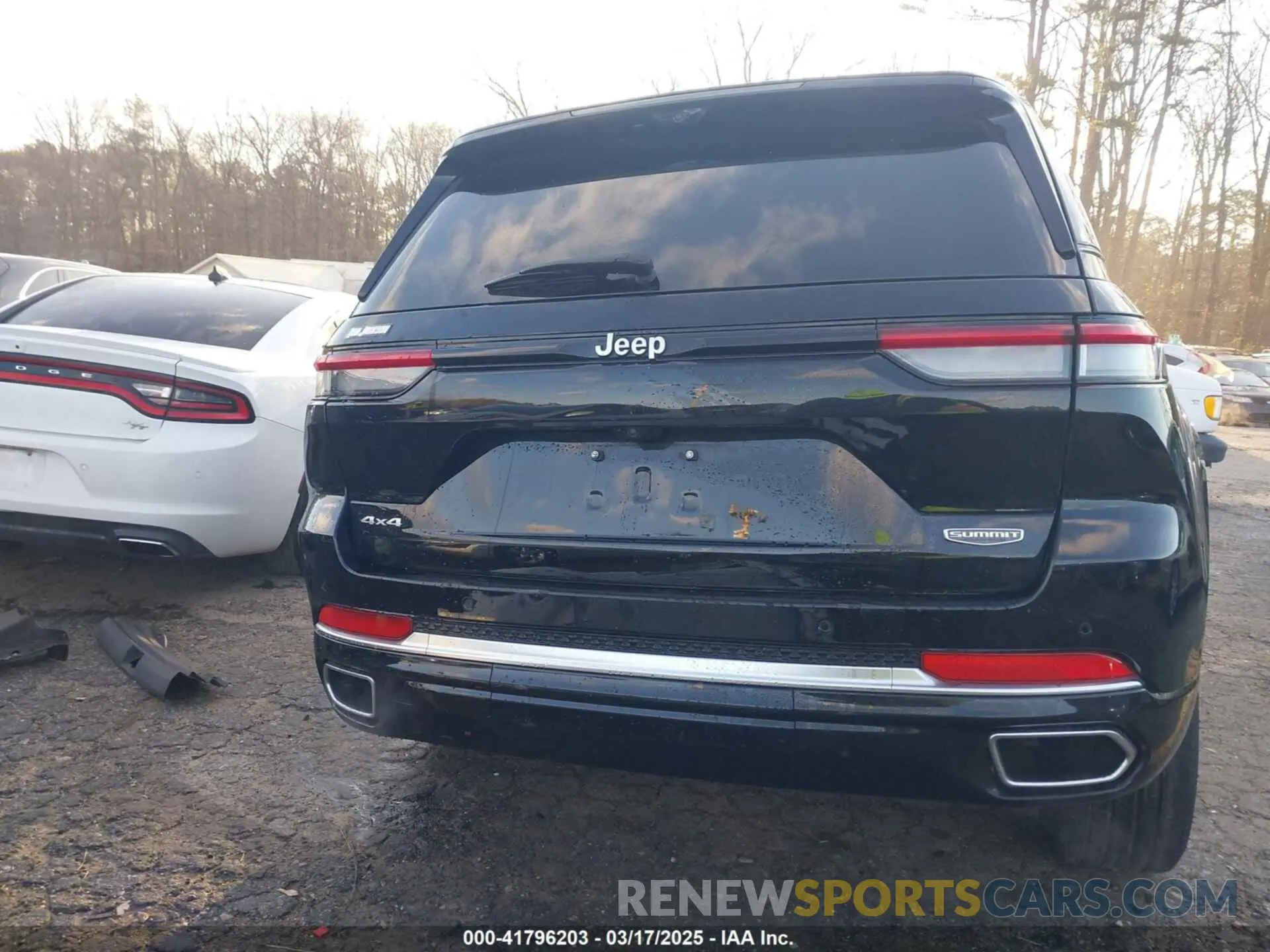 16 Photograph of a damaged car 1C4RJHEG6PC563295 JEEP GRAND CHEROKEE 2023