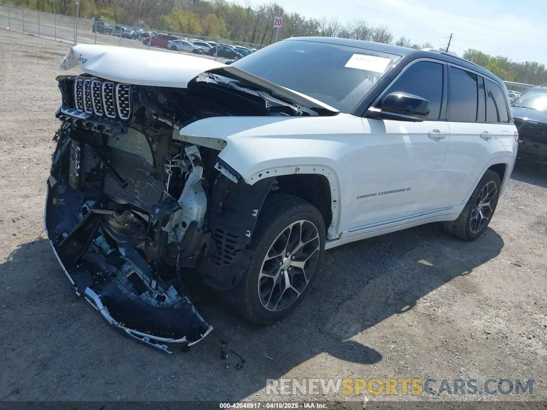 2 Photograph of a damaged car 1C4RJHEG9P8864131 JEEP GRAND CHEROKEE 2023
