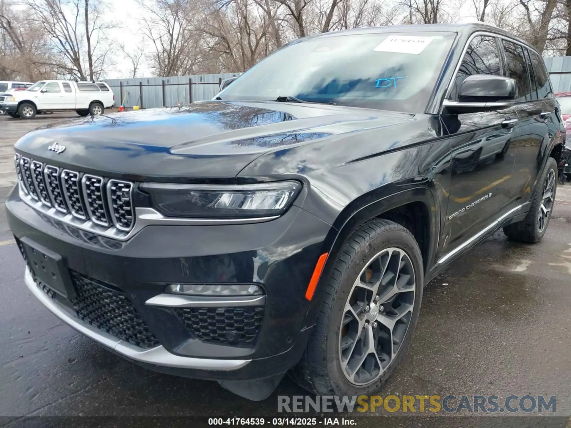 2 Photograph of a damaged car 1C4RJHEG9PC546975 JEEP GRAND CHEROKEE 2023