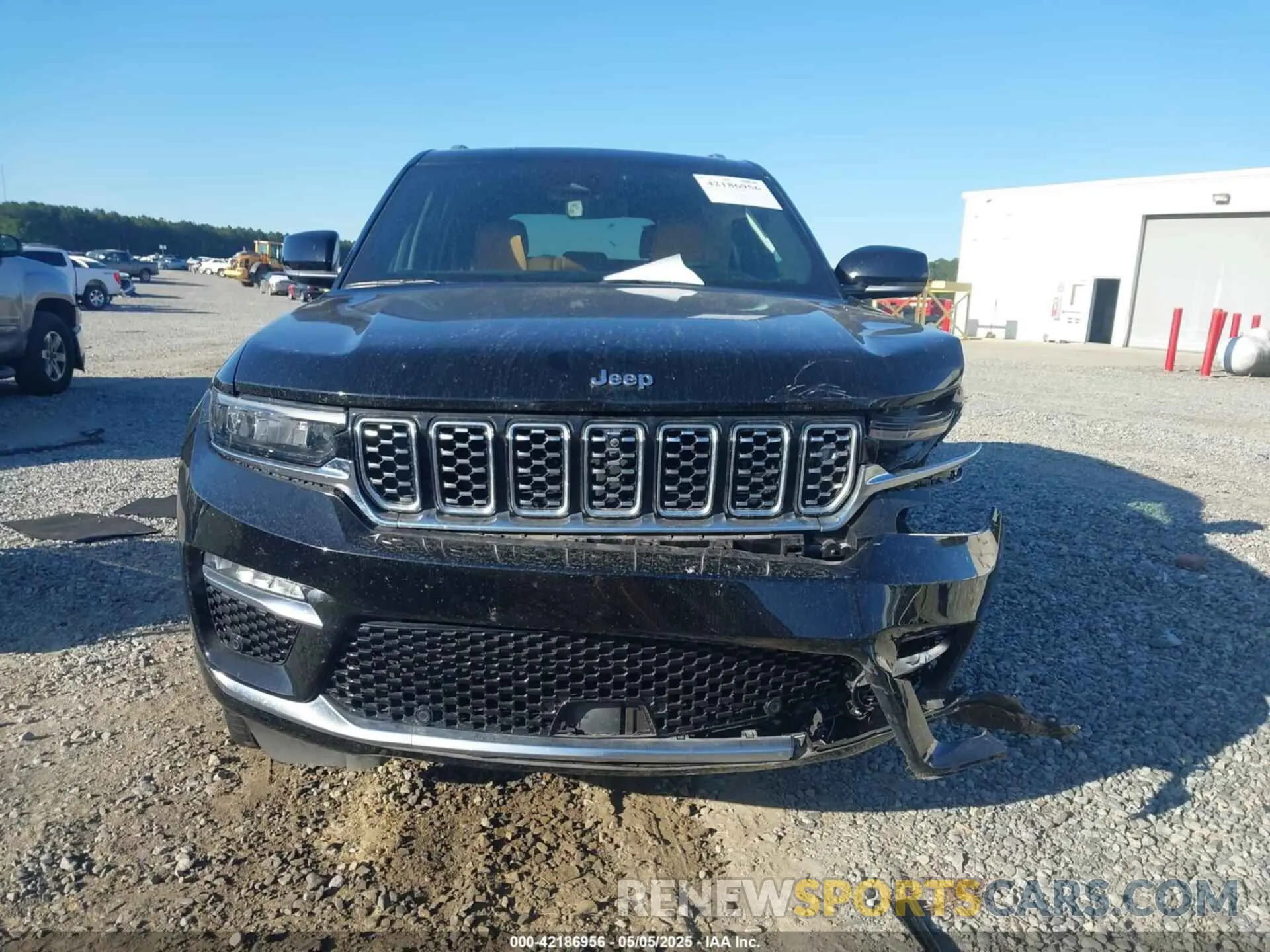 12 Photograph of a damaged car 1C4RJHEGXP8869192 JEEP GRAND CHEROKEE 2023