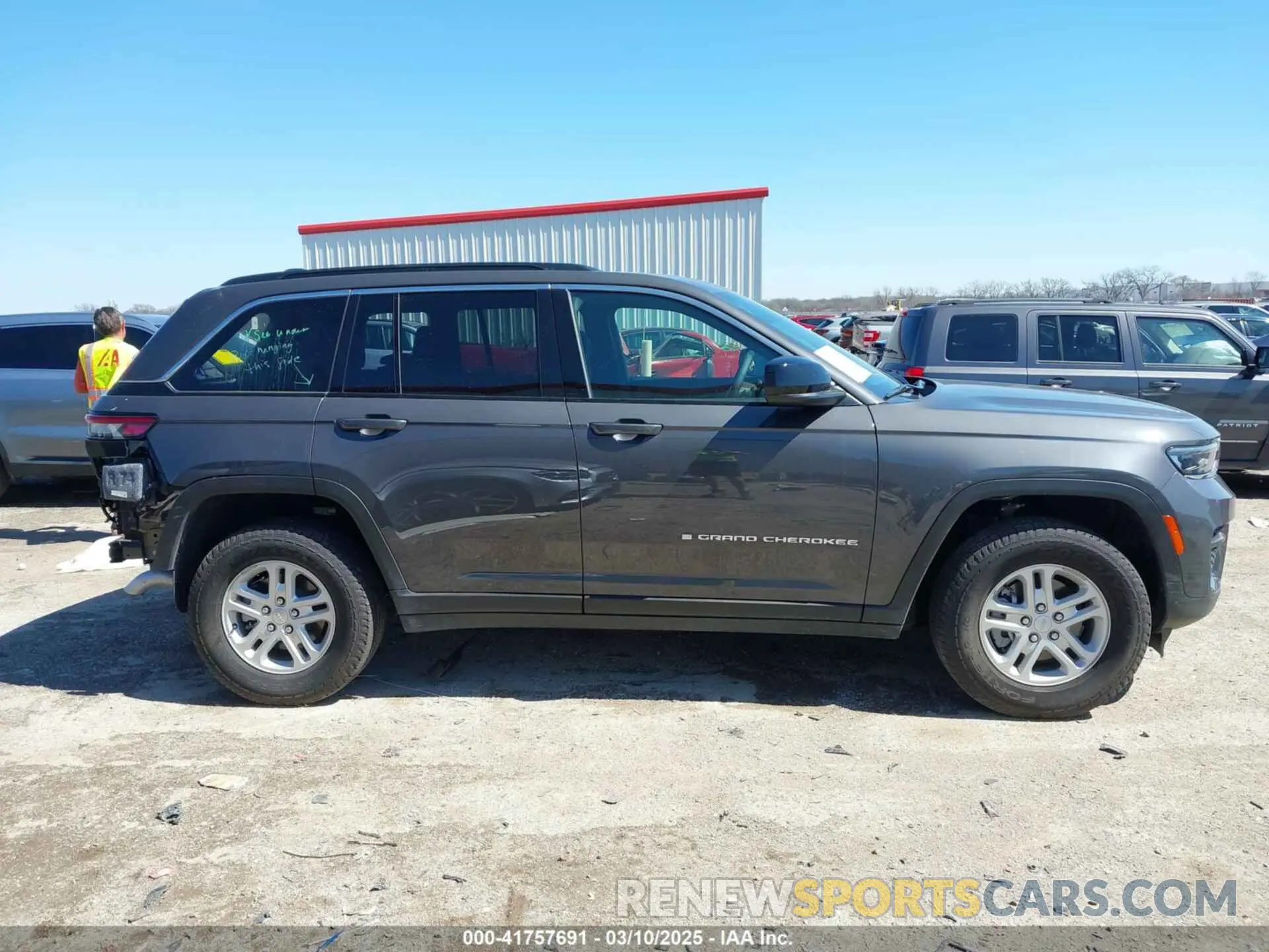 13 Photograph of a damaged car 1C4RJGAG0RC242288 JEEP GRAND CHEROKEE 2024