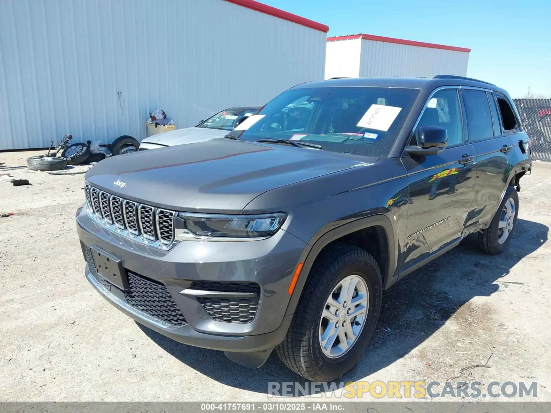 2 Photograph of a damaged car 1C4RJGAG0RC242288 JEEP GRAND CHEROKEE 2024