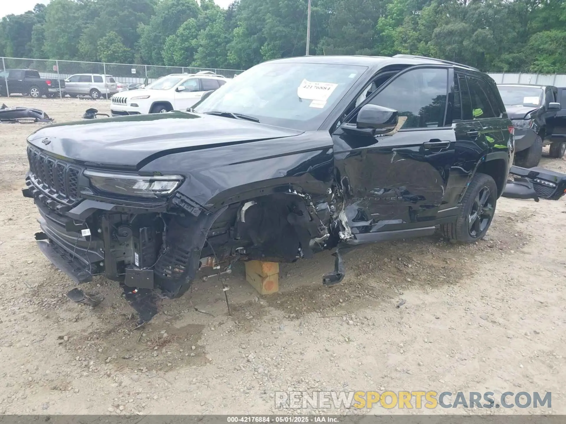 2 Photograph of a damaged car 1C4RJGBG3RC217142 JEEP GRAND CHEROKEE 2024