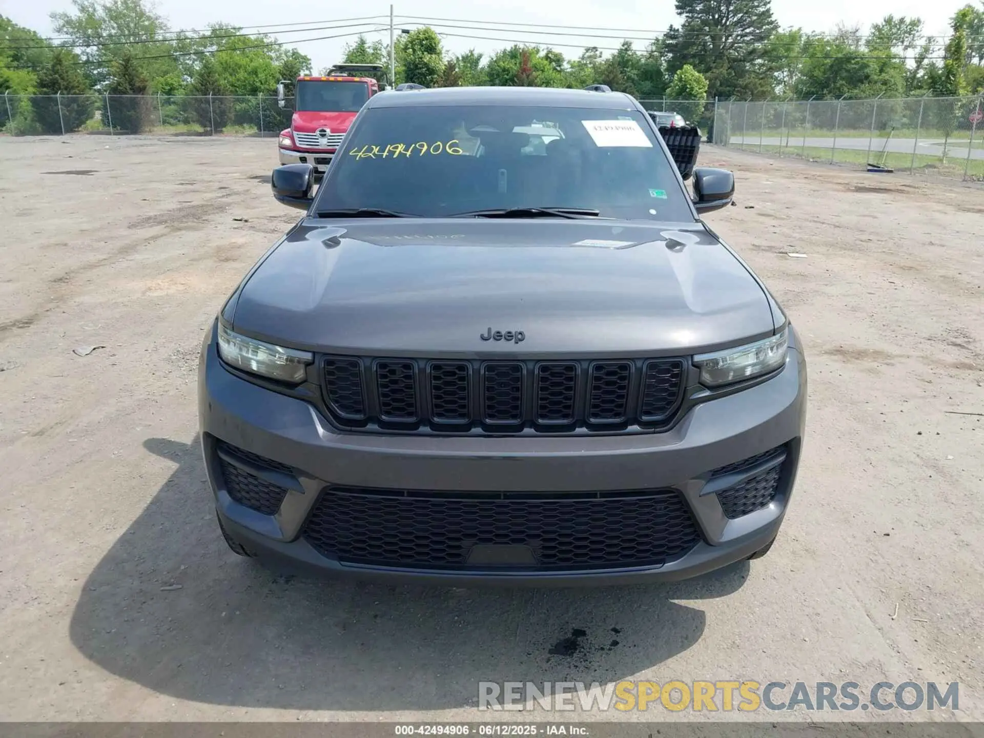 12 Photograph of a damaged car 1C4RJHAG2RC186568 JEEP GRAND CHEROKEE 2024