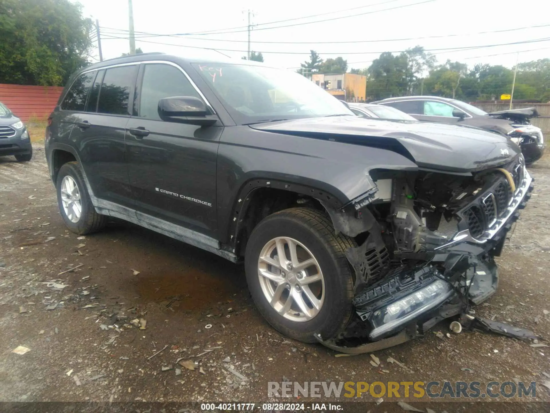 1 Photograph of a damaged car 1C4RJHAG3RC185851 JEEP GRAND CHEROKEE 2024