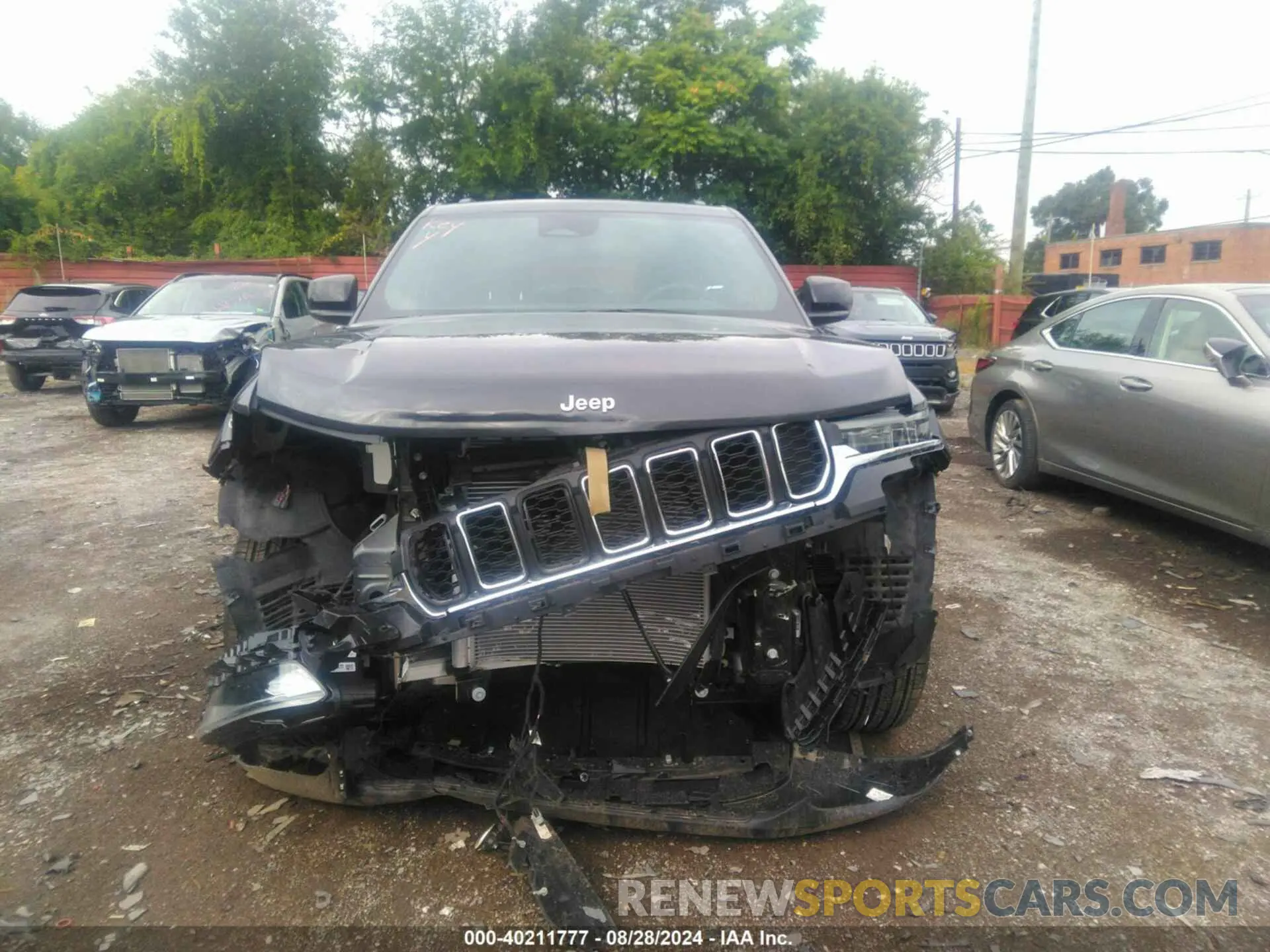 12 Photograph of a damaged car 1C4RJHAG3RC185851 JEEP GRAND CHEROKEE 2024