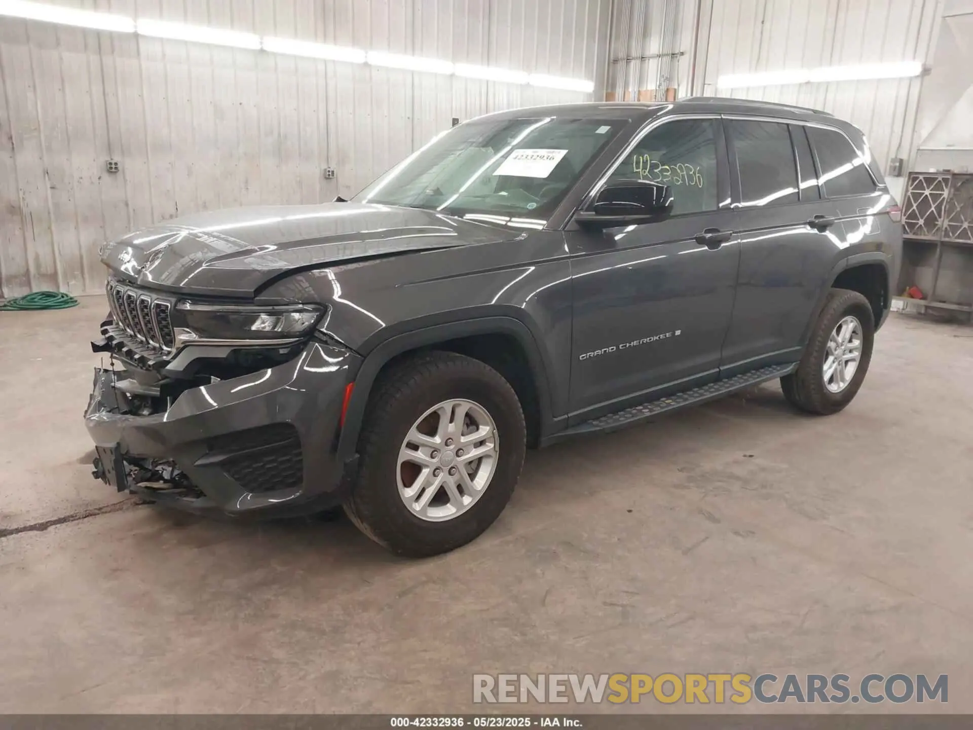 2 Photograph of a damaged car 1C4RJHAG3RC678977 JEEP GRAND CHEROKEE 2024