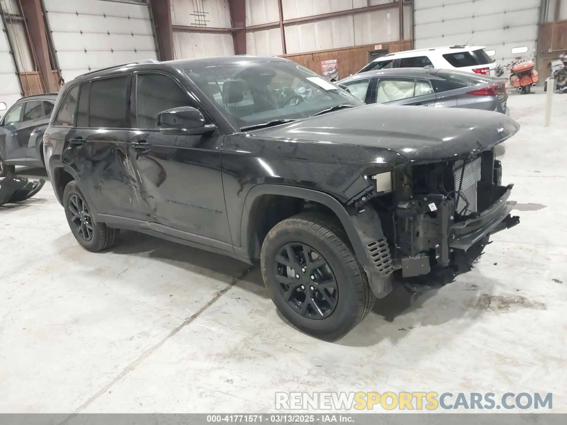 1 Photograph of a damaged car 1C4RJHAG4RC256622 JEEP GRAND CHEROKEE 2024