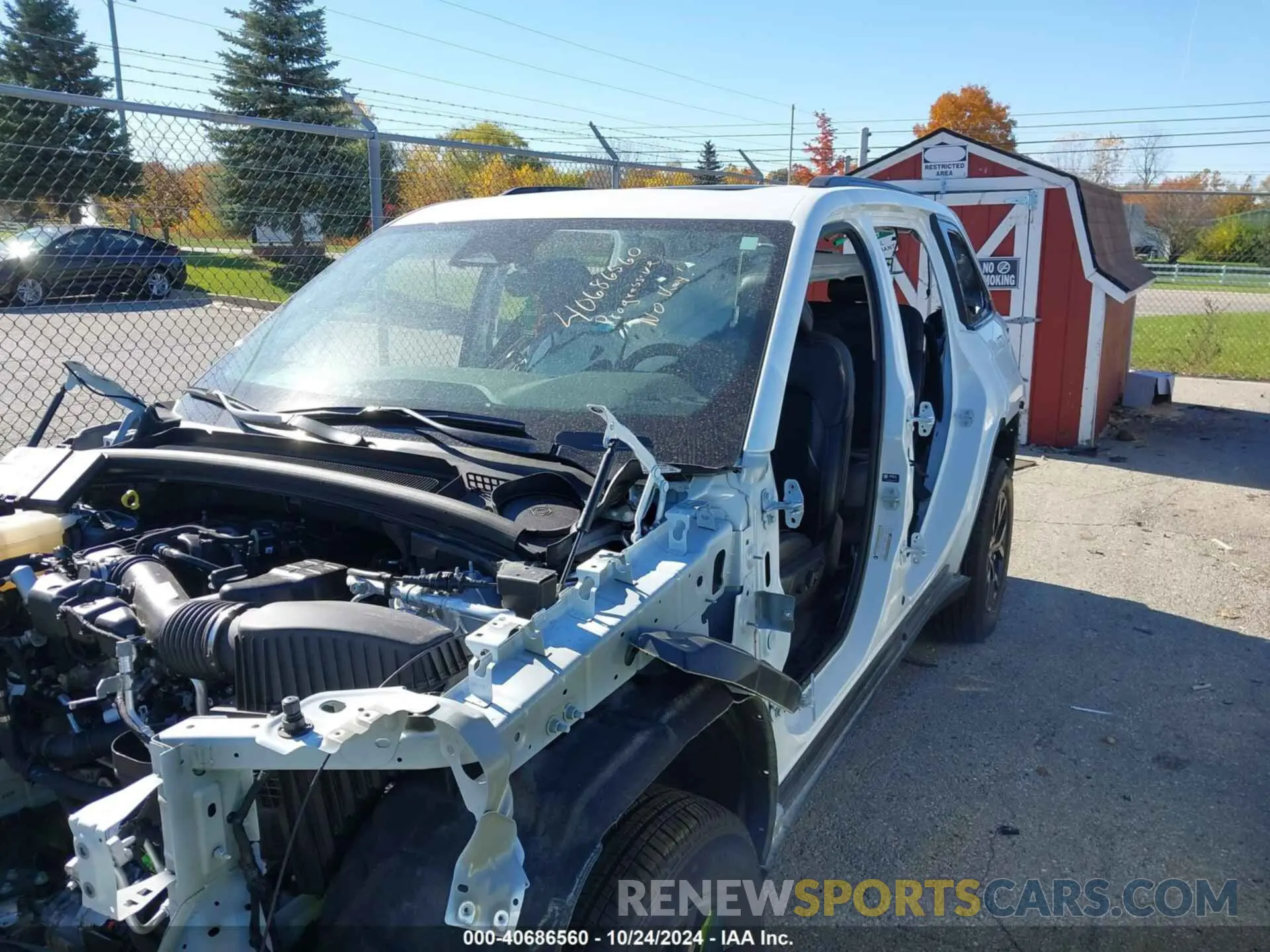 6 Photograph of a damaged car 1C4RJHAG5RC223127 JEEP GRAND CHEROKEE 2024