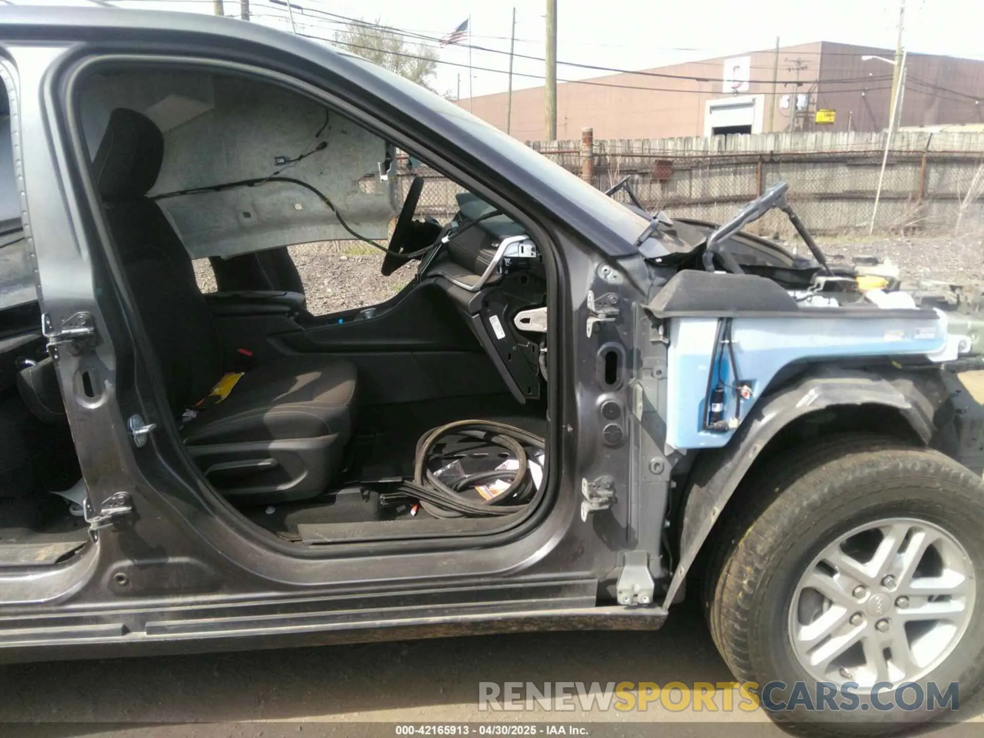 12 Photograph of a damaged car 1C4RJHAG7R8938932 JEEP GRAND CHEROKEE 2024