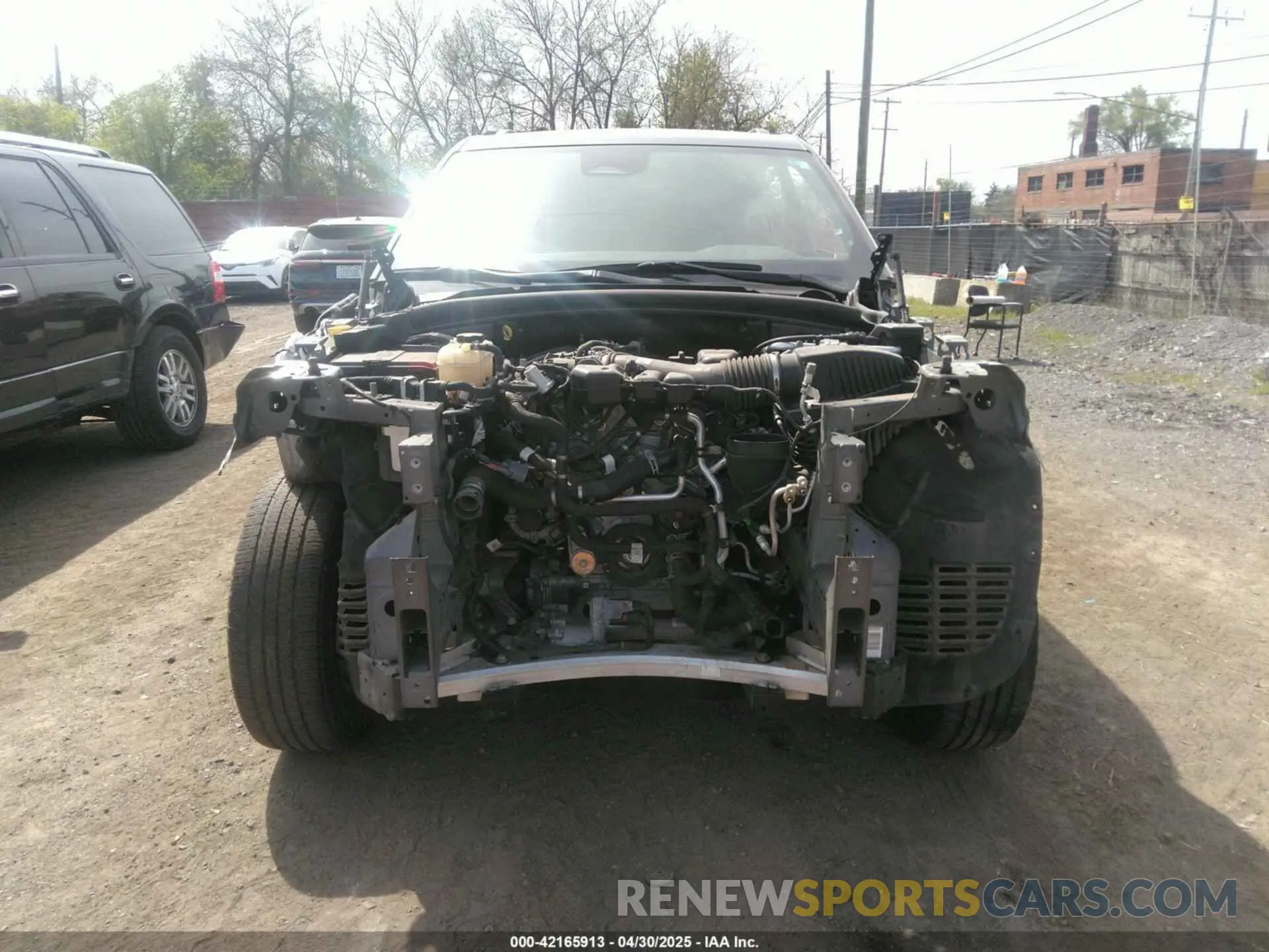 6 Photograph of a damaged car 1C4RJHAG7R8938932 JEEP GRAND CHEROKEE 2024