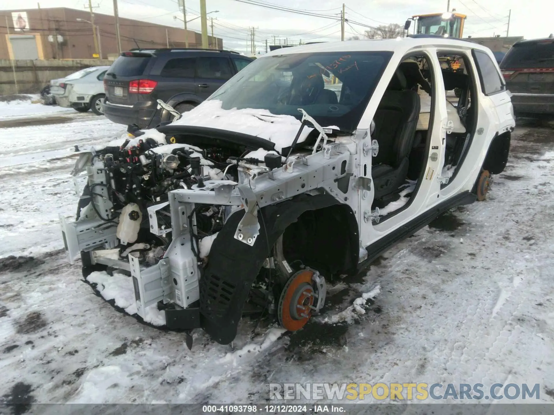 2 Photograph of a damaged car 1C4RJHAG7RC236090 JEEP GRAND CHEROKEE 2024