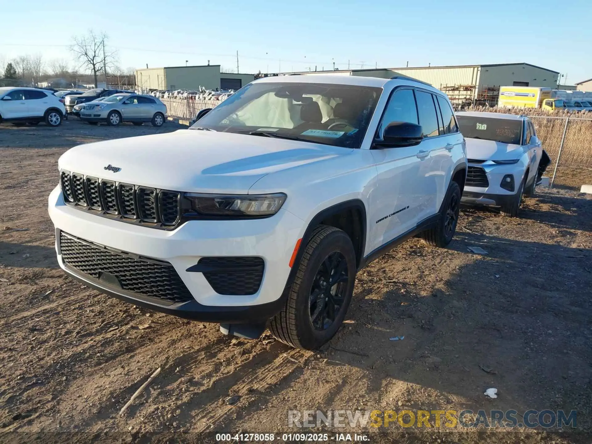 2 Photograph of a damaged car 1C4RJHAGXRC151597 JEEP GRAND CHEROKEE 2024