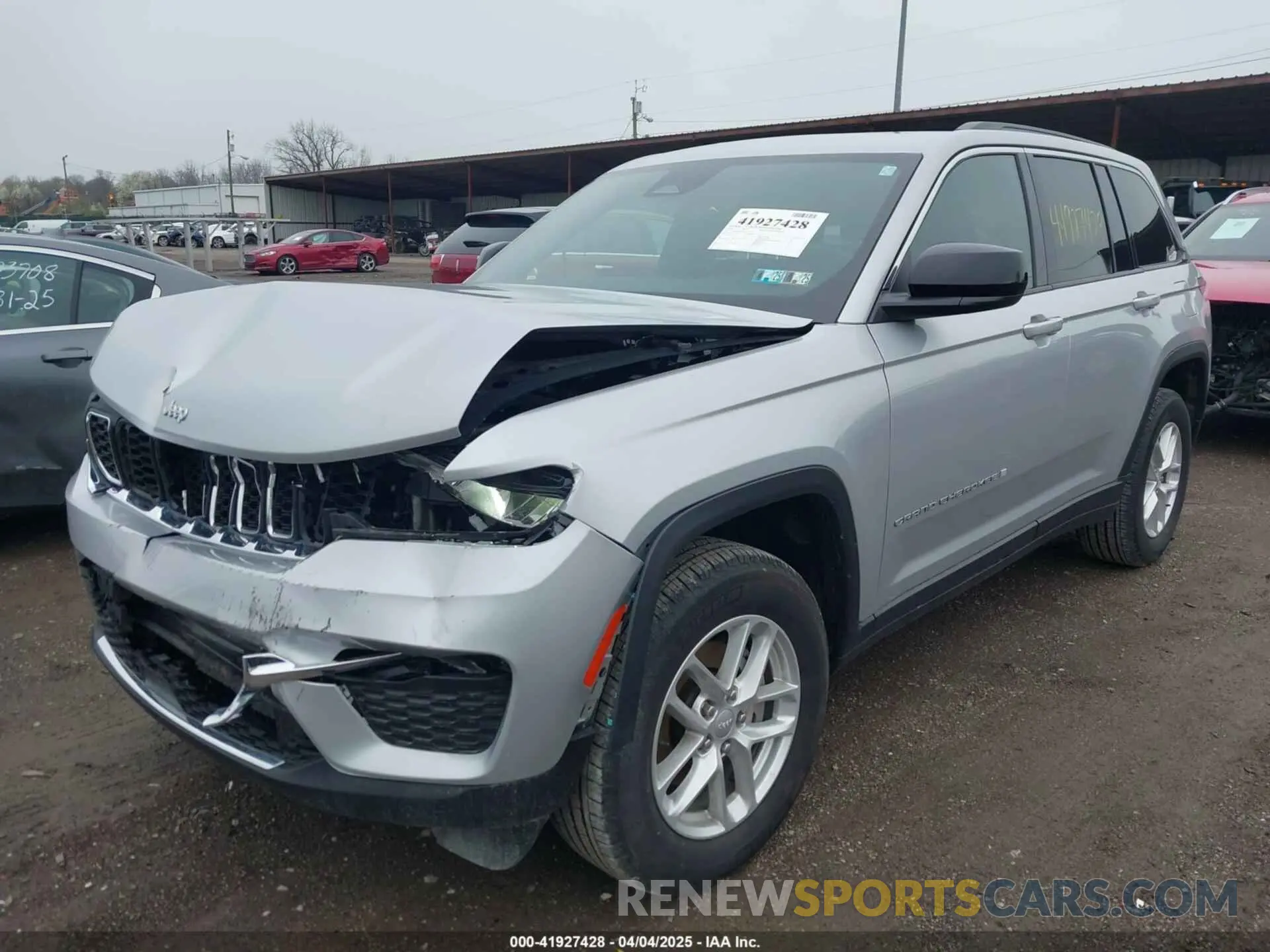 2 Photograph of a damaged car 1C4RJHAGXRC165256 JEEP GRAND CHEROKEE 2024