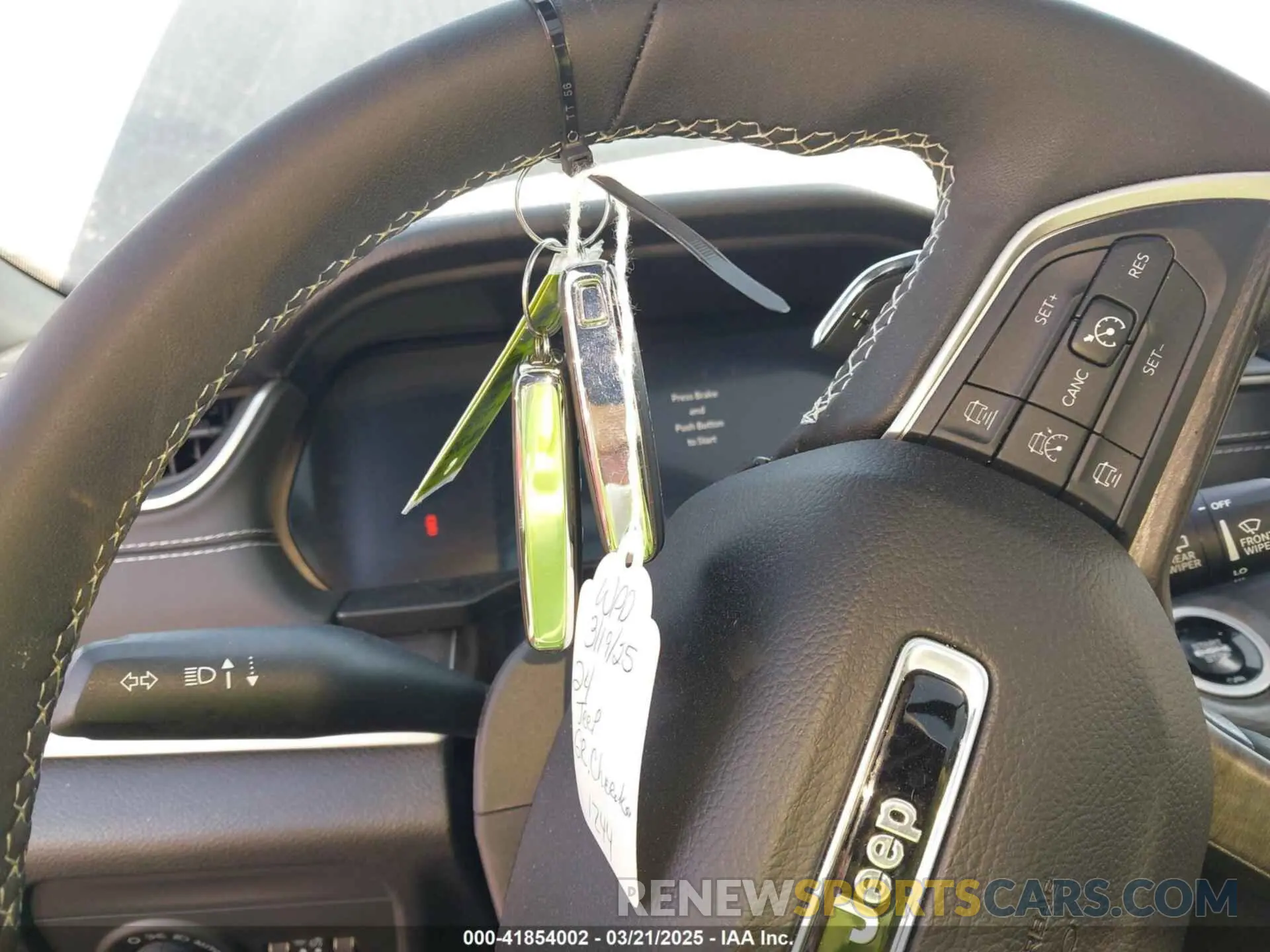 11 Photograph of a damaged car 1C4RJHBG2R8601244 JEEP GRAND CHEROKEE 2024