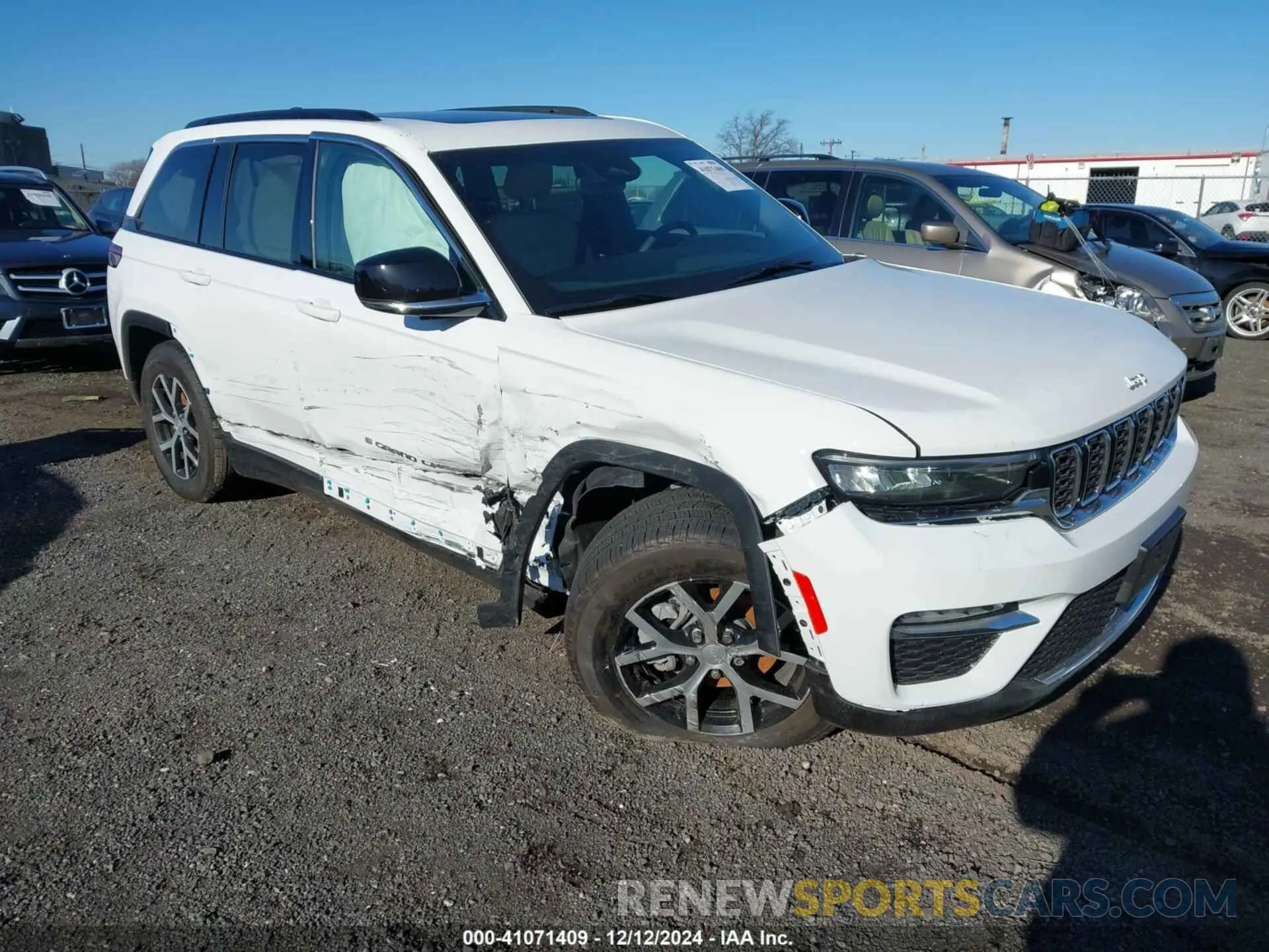 1 Photograph of a damaged car 1C4RJHBG2RC230115 JEEP GRAND CHEROKEE 2024
