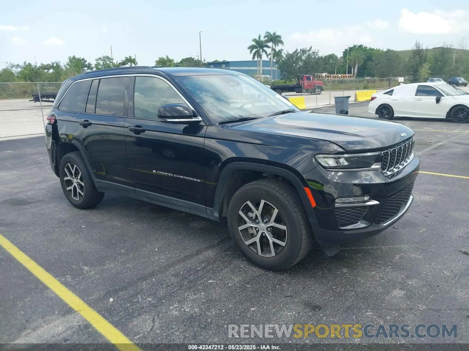 1 Photograph of a damaged car 1C4RJHBG3R8507115 JEEP GRAND CHEROKEE 2024