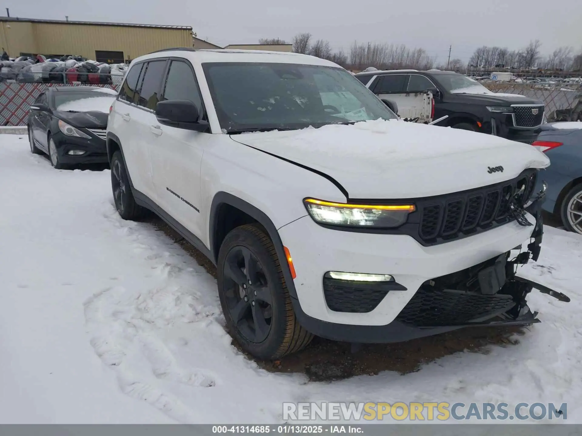 1 Photograph of a damaged car 1C4RJHBG5RC223711 JEEP GRAND CHEROKEE 2024