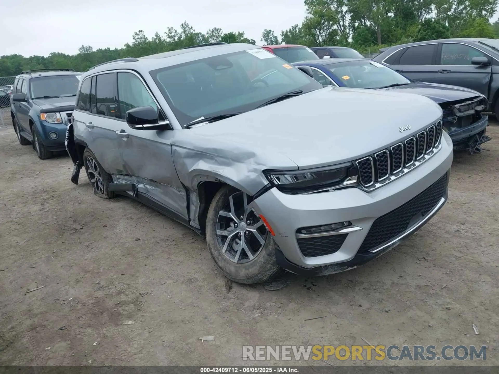 1 Photograph of a damaged car 1C4RJHBG5RC679868 JEEP GRAND CHEROKEE 2024