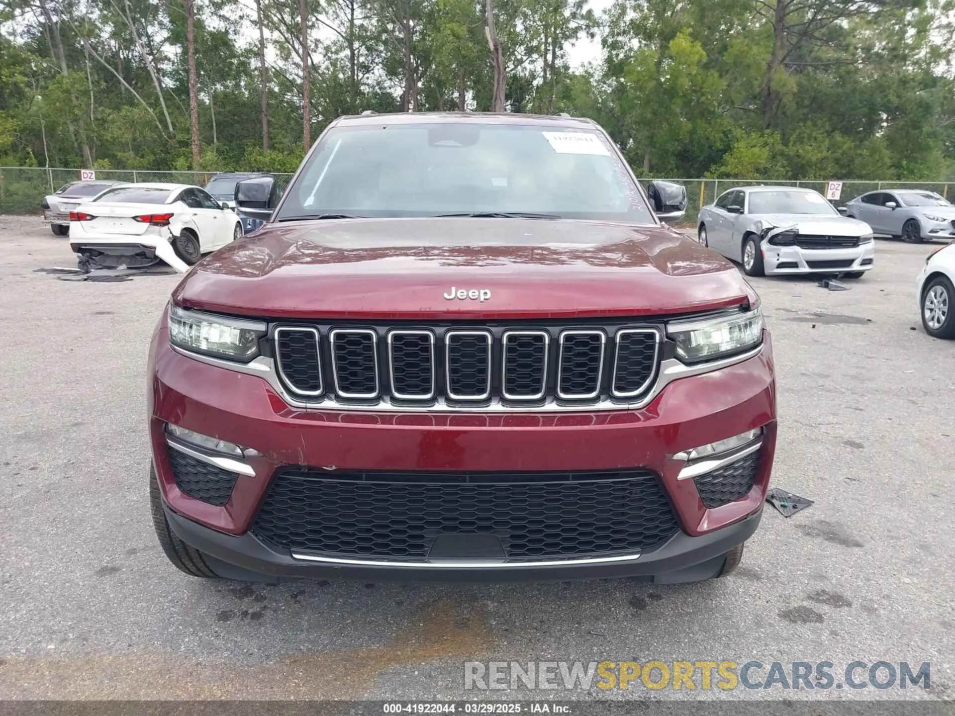 12 Photograph of a damaged car 1C4RJHBG6RC210112 JEEP GRAND CHEROKEE 2024