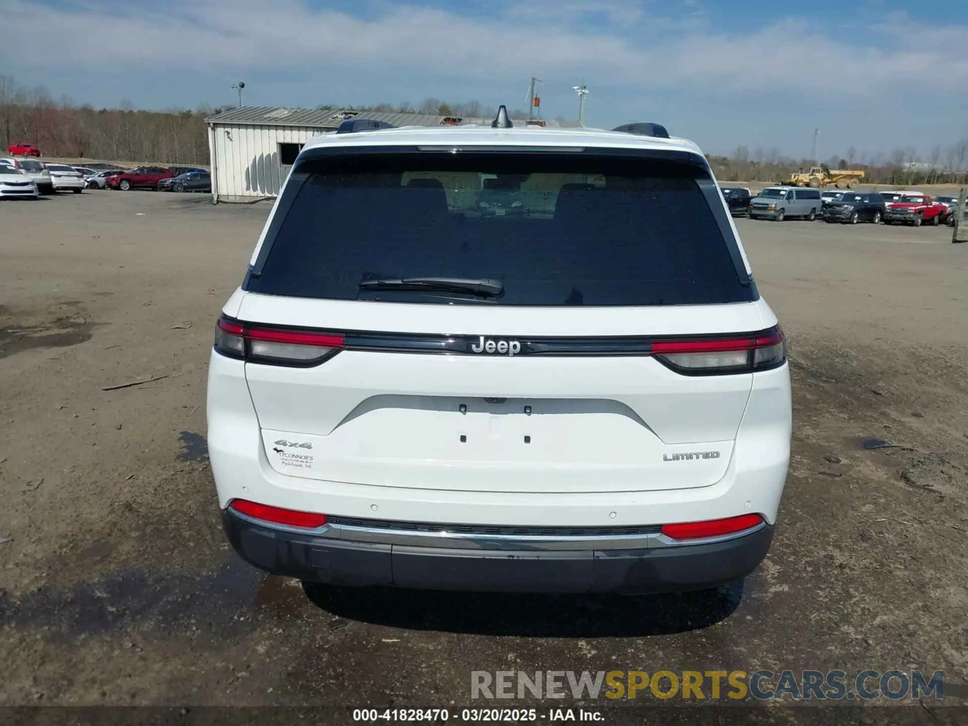 16 Photograph of a damaged car 1C4RJHBG6RC230277 JEEP GRAND CHEROKEE 2024