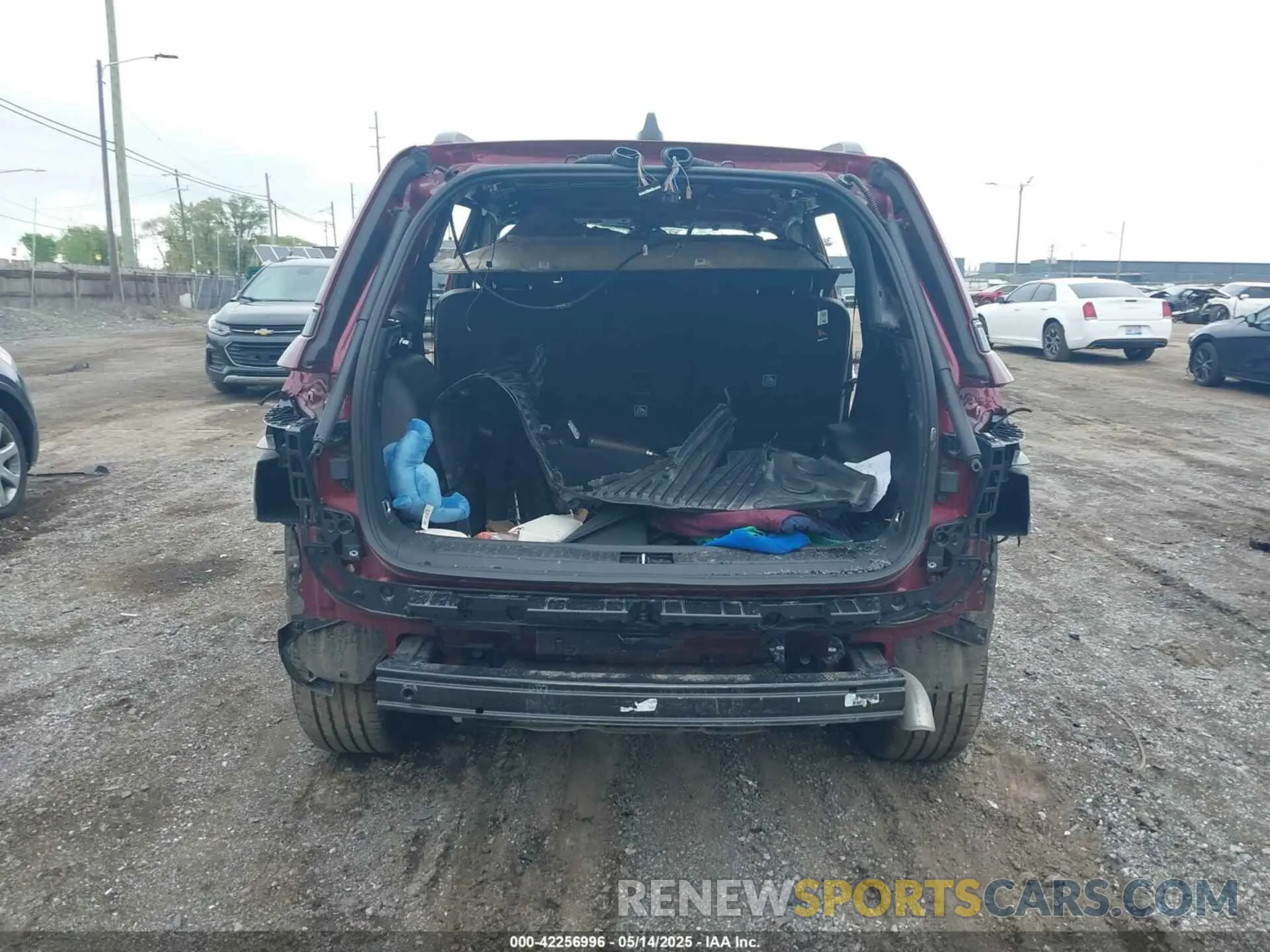 15 Photograph of a damaged car 1C4RJHBG9RC132120 JEEP GRAND CHEROKEE 2024