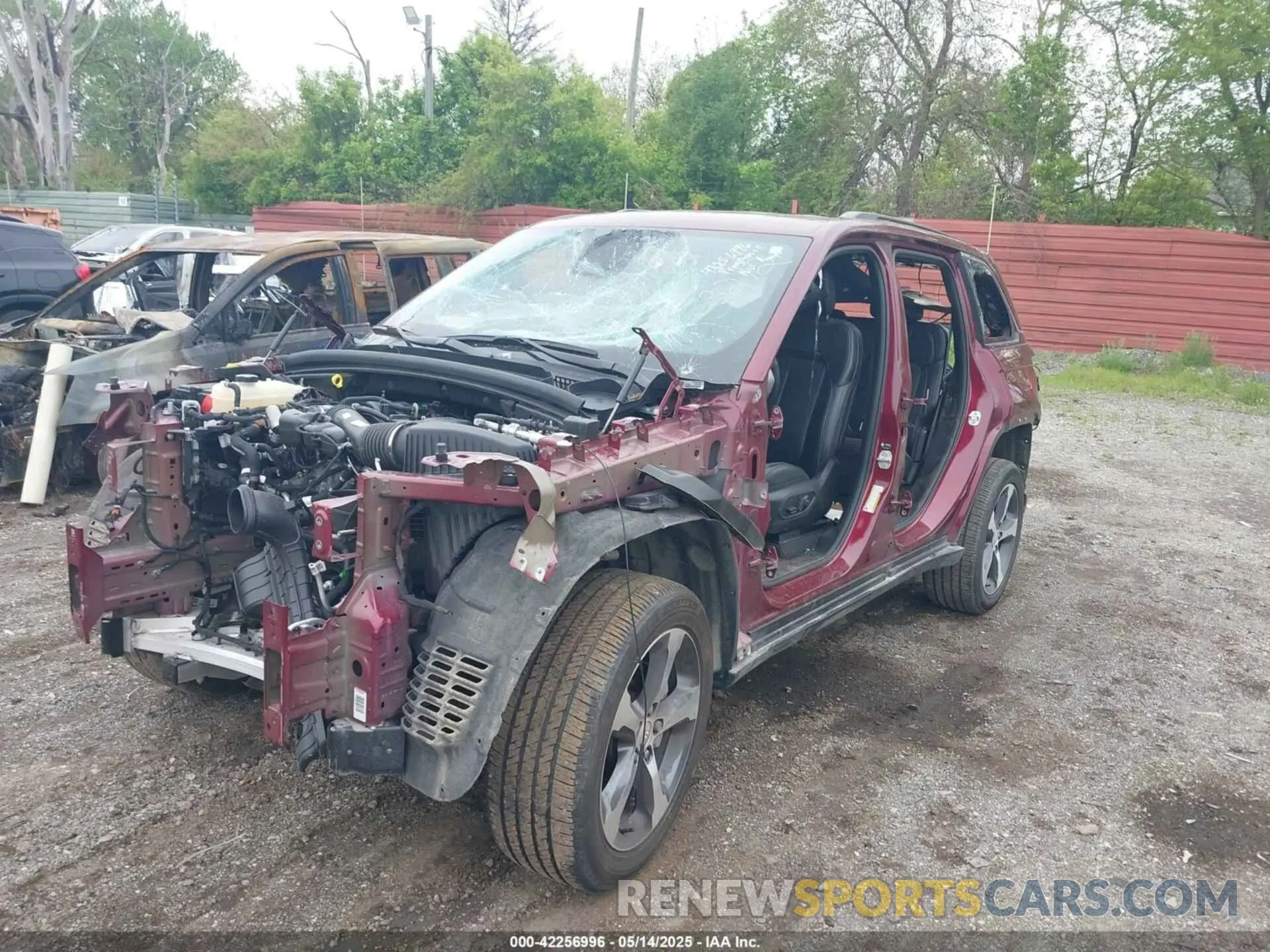6 Photograph of a damaged car 1C4RJHBG9RC132120 JEEP GRAND CHEROKEE 2024