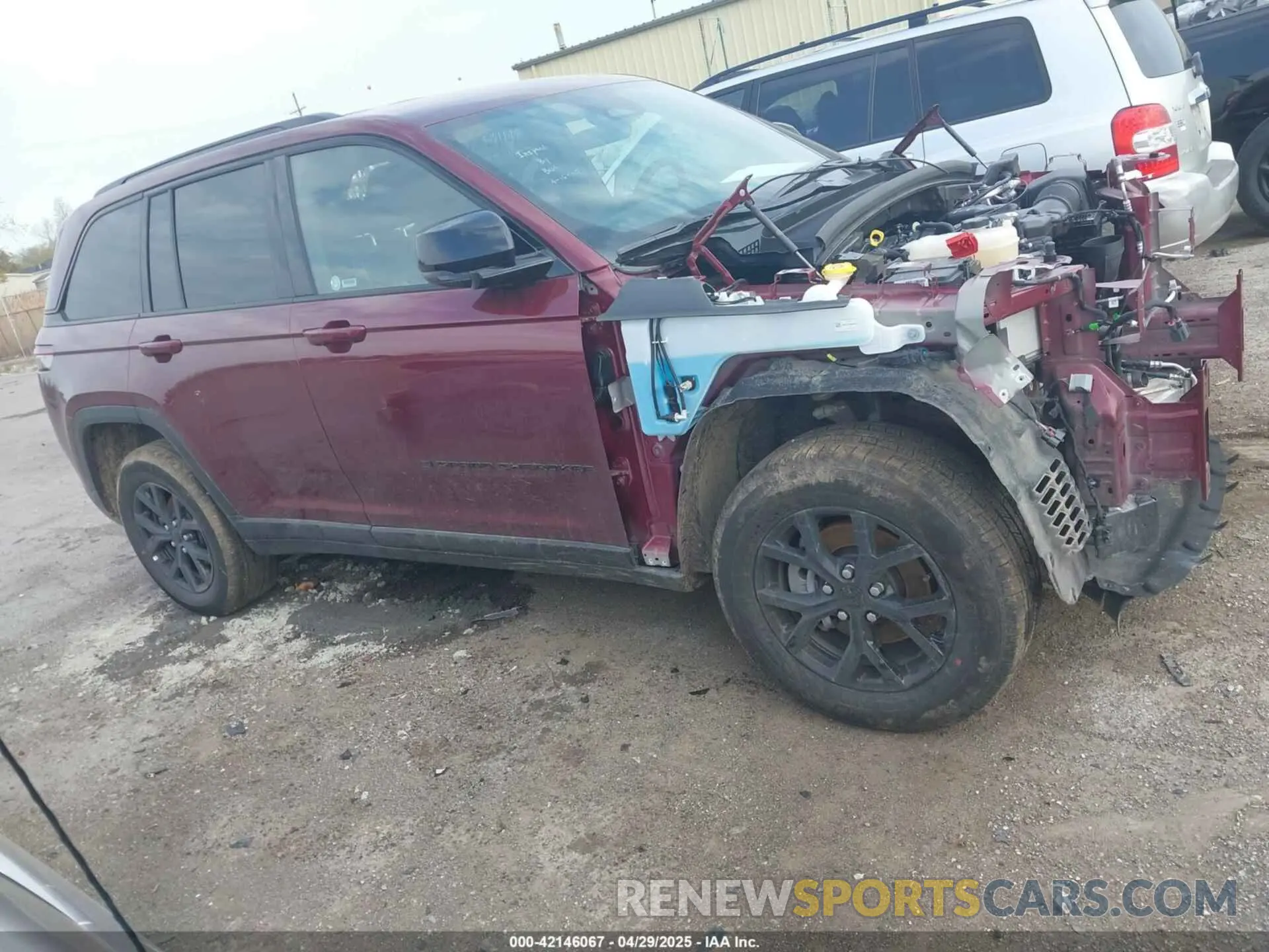 12 Photograph of a damaged car 1C4RJHAG5S8657198 JEEP GRAND CHEROKEE 2025