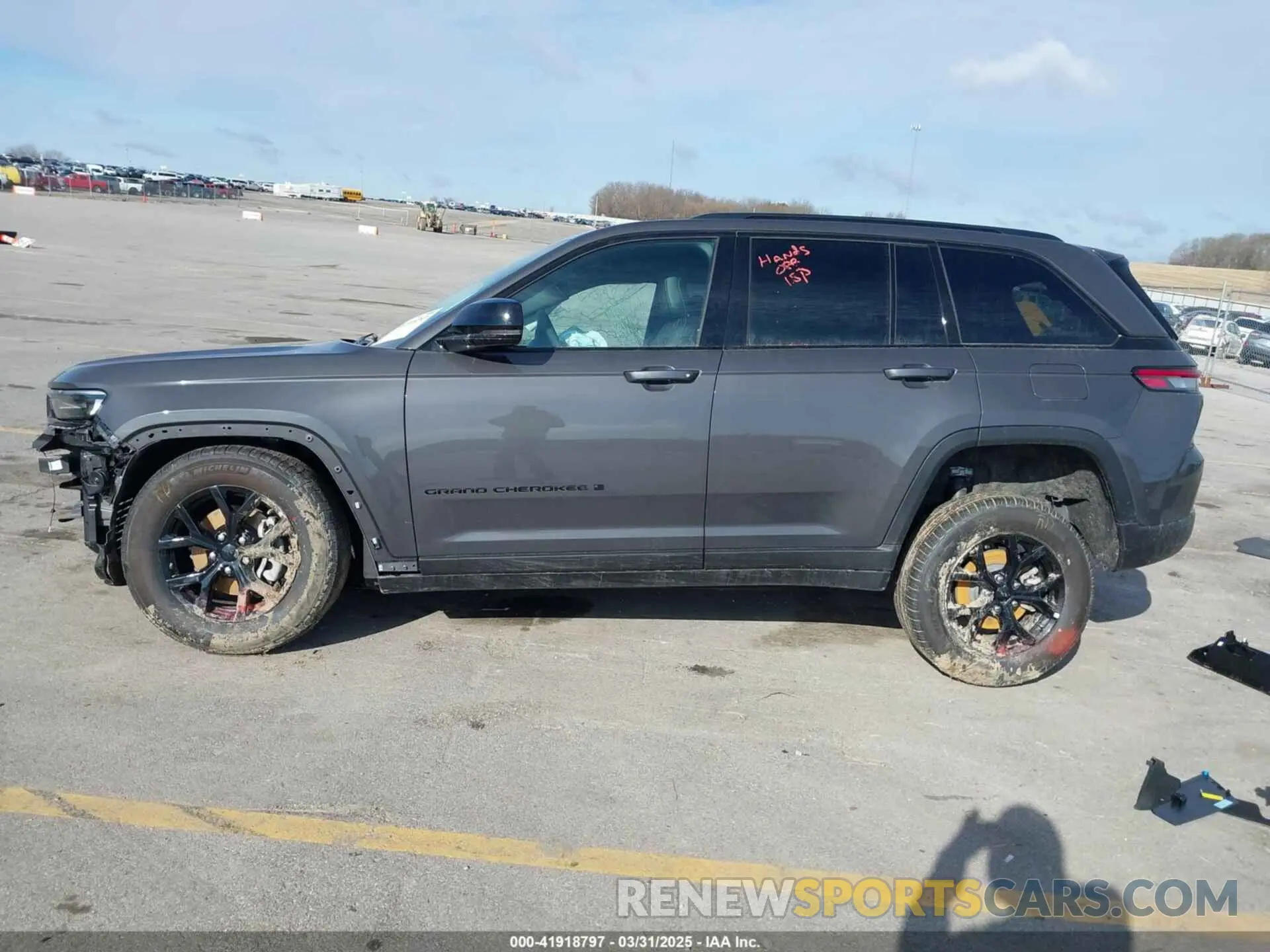 15 Photograph of a damaged car 1C4RJHAGXSC289968 JEEP GRAND CHEROKEE 2025