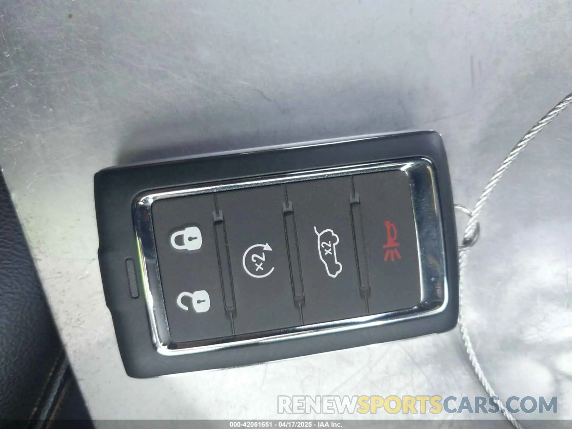 11 Photograph of a damaged car 1C4RJHBG3SC267325 JEEP GRAND CHEROKEE 2025